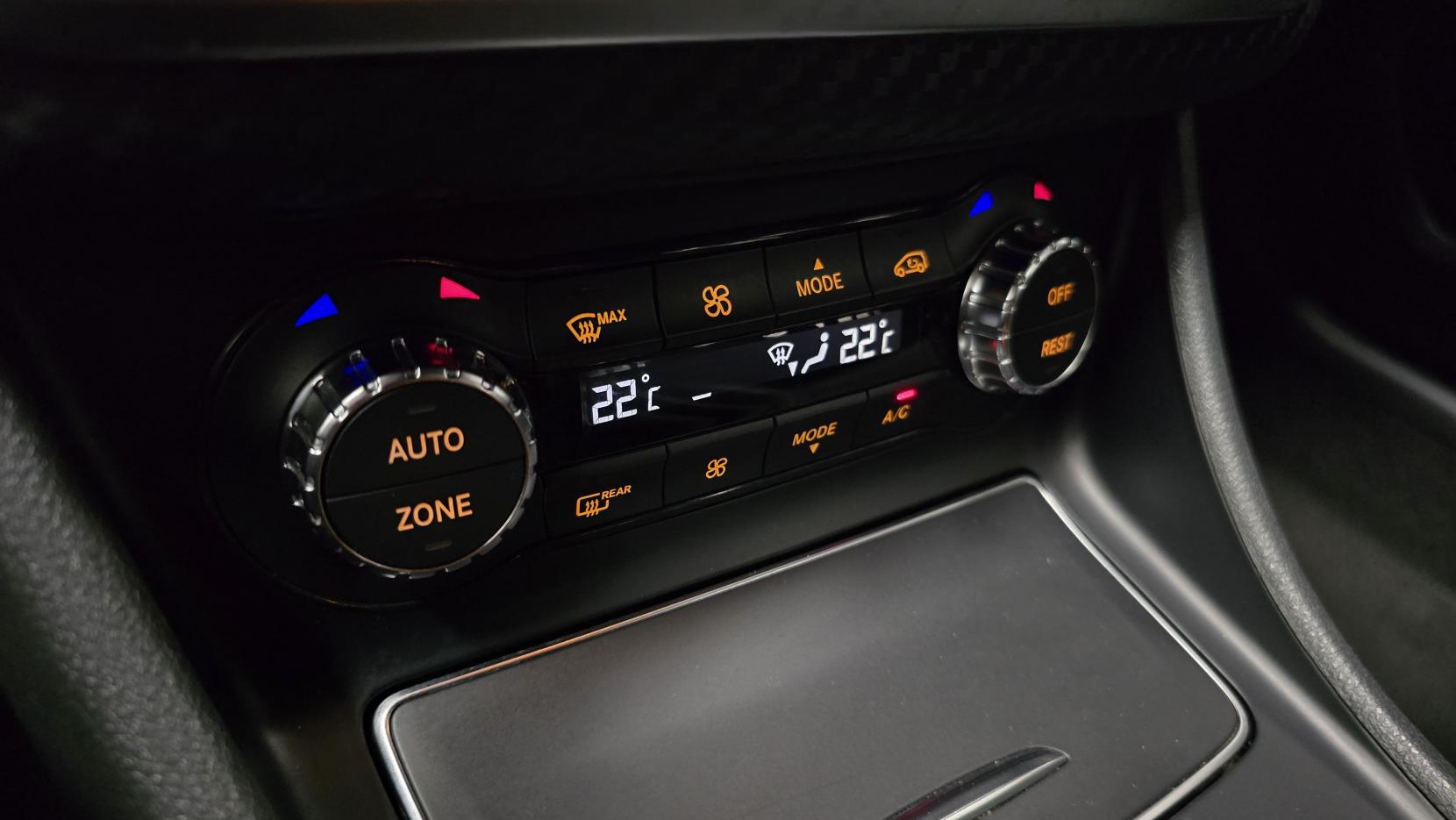 Mercedes-Benz A Class 2.1 A200d AMG Line (Executive) Hatchback 5dr Diesel Manual Euro 6 (s/s) (136 ps)