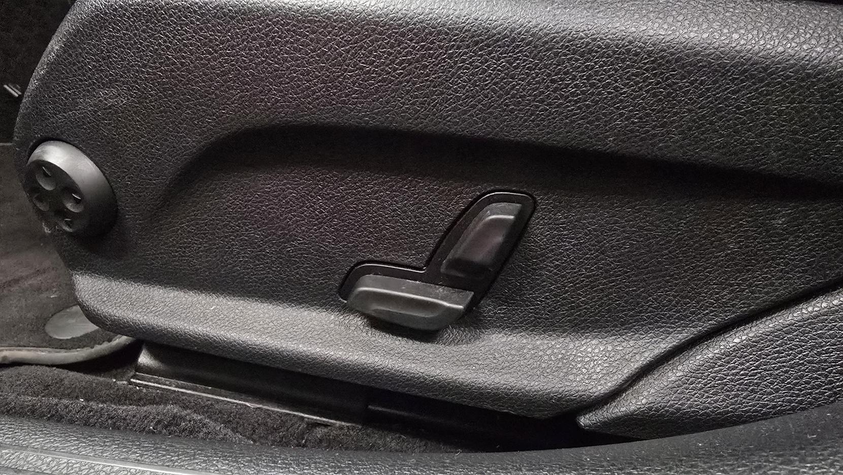 Mercedes-Benz C Class 2.0 C220d Sport Saloon 4dr Diesel G-Tronic+ Euro 6 (s/s) (194 ps)