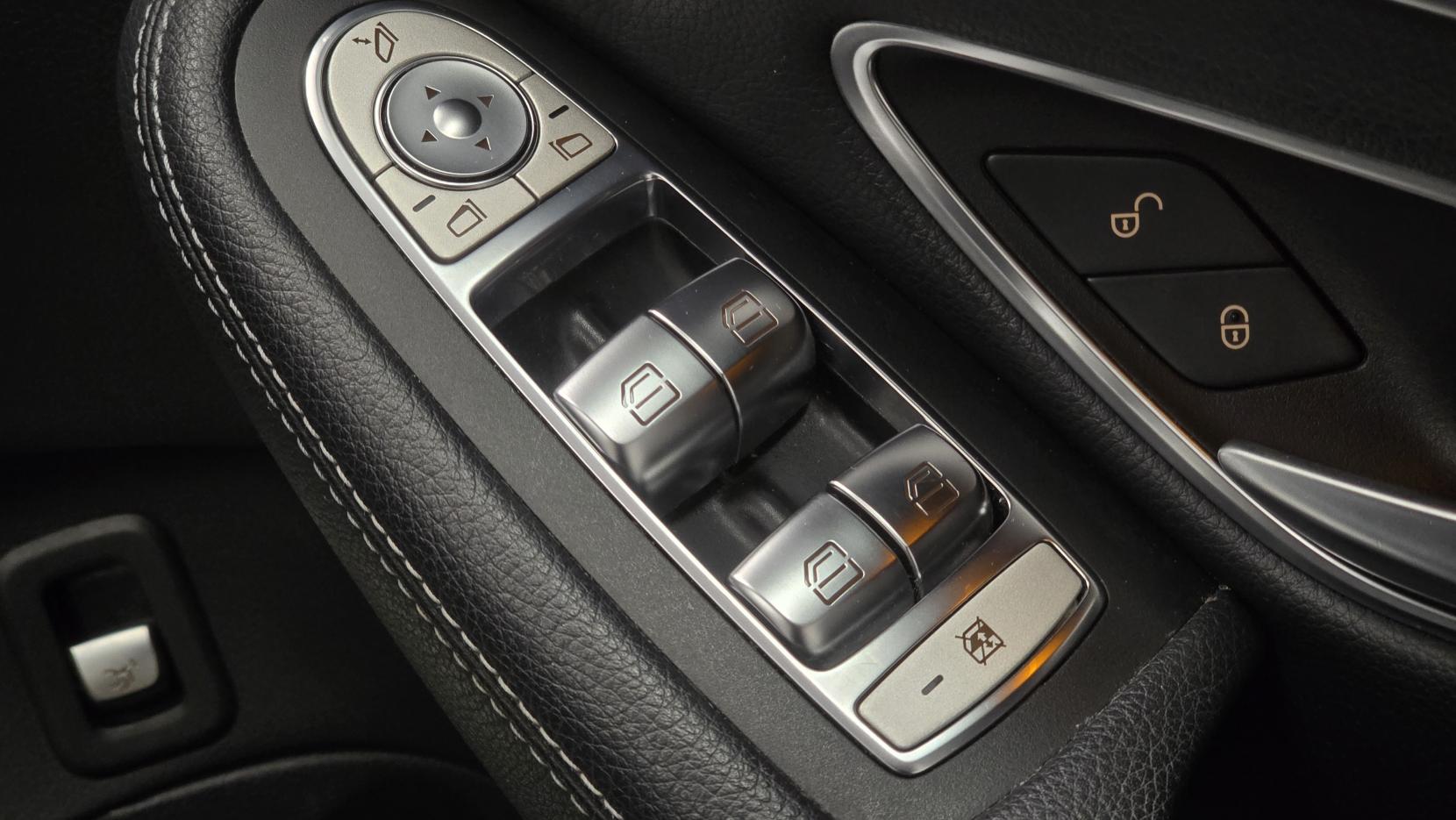 Mercedes-Benz C Class 2.0 C220d Sport Saloon 4dr Diesel G-Tronic+ Euro 6 (s/s) (194 ps)