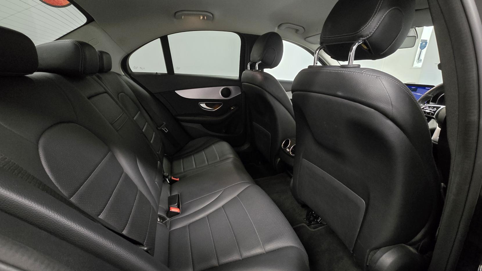 Mercedes-Benz C Class 2.0 C220d Sport Saloon 4dr Diesel G-Tronic+ Euro 6 (s/s) (194 ps)