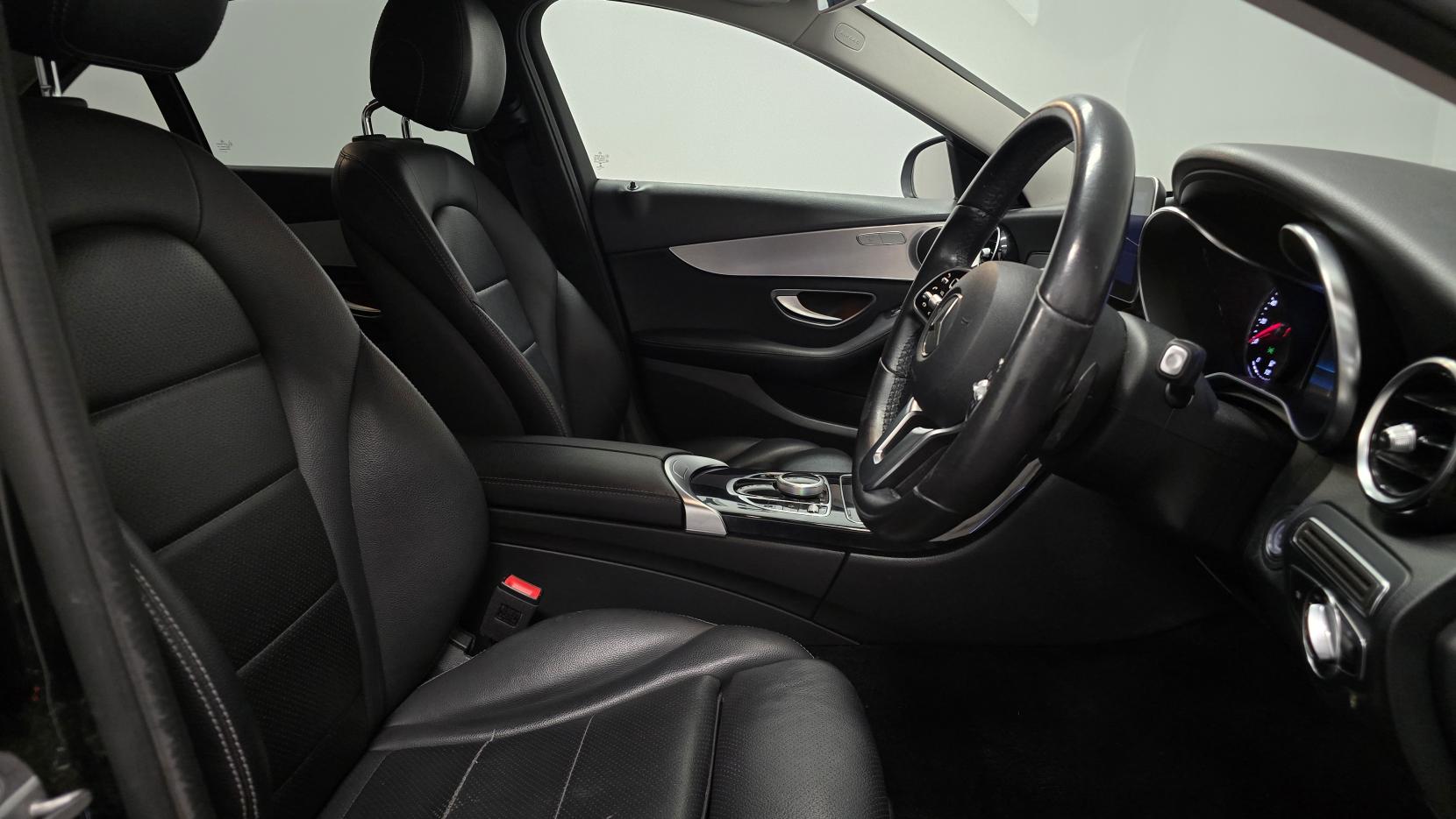 Mercedes-Benz C Class 2.0 C220d Sport Saloon 4dr Diesel G-Tronic+ Euro 6 (s/s) (194 ps)