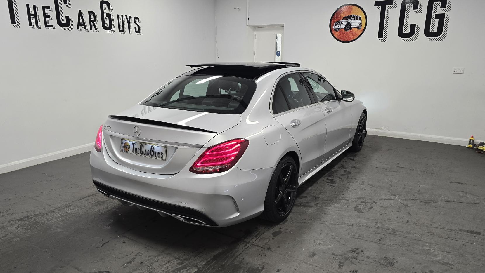 Mercedes-Benz C Class 2.1 C220d AMG Line (Premium Plus) Saloon 4dr Diesel G-Tronic+ Euro 6 (s/s) (170 ps)