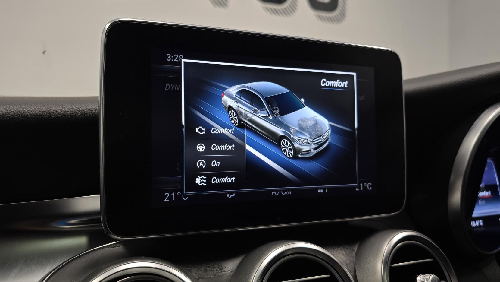 Mercedes-Benz C Class 2.1 C220d AMG Line (Premium Plus) Saloon 4dr Diesel G-Tronic+ Euro 6 (s/s) (170 ps)