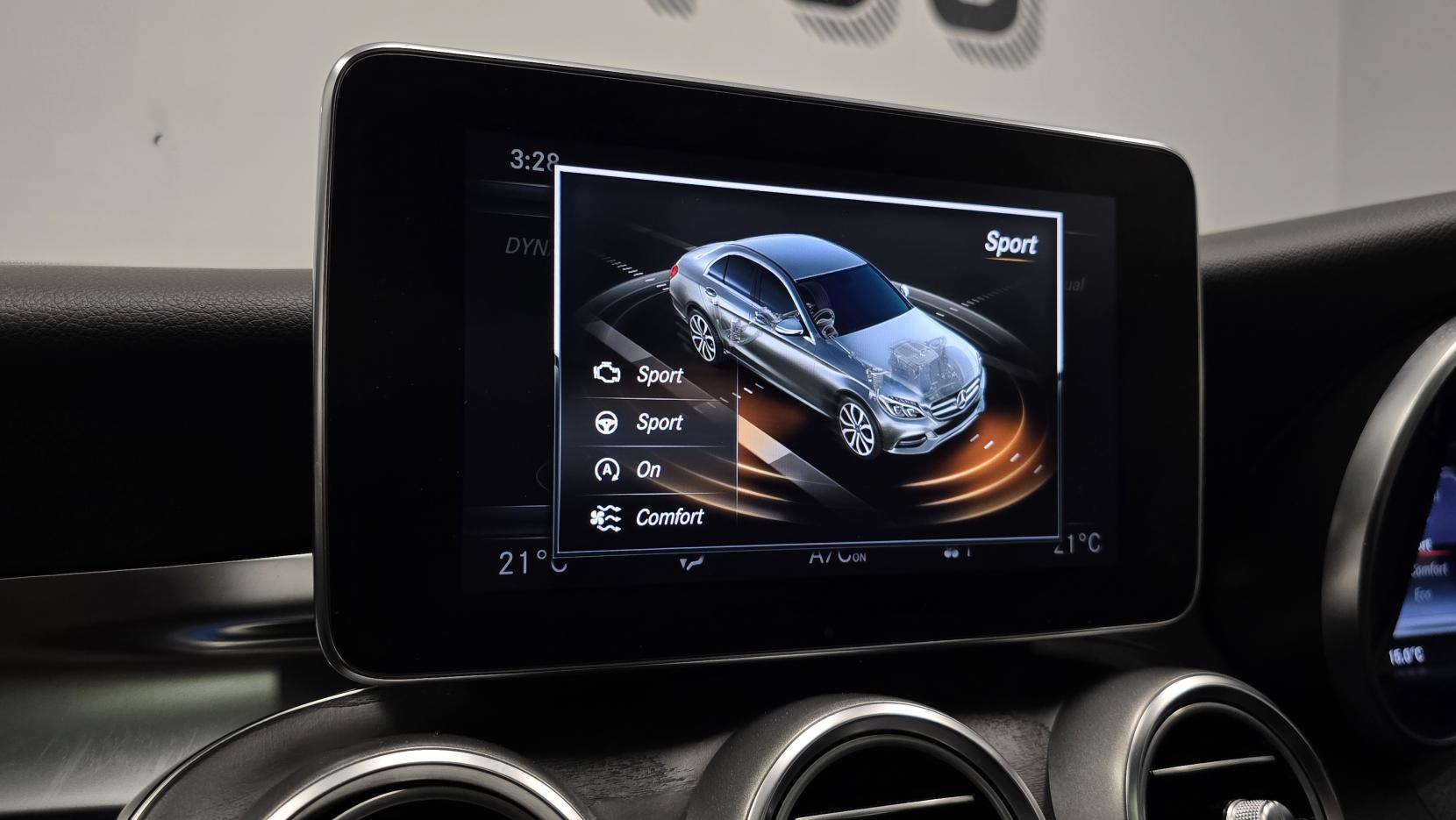 Mercedes-Benz C Class 2.1 C220d AMG Line (Premium Plus) Saloon 4dr Diesel G-Tronic+ Euro 6 (s/s) (170 ps)