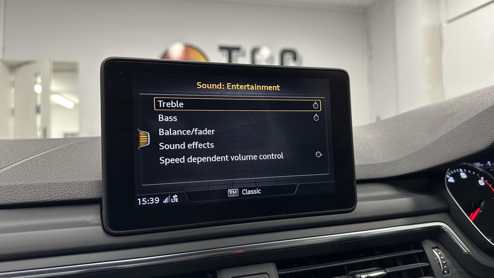Audi A4 1.4 TFSI S line Saloon 4dr Petrol S Tronic Euro 6 (s/s) (150 ps)