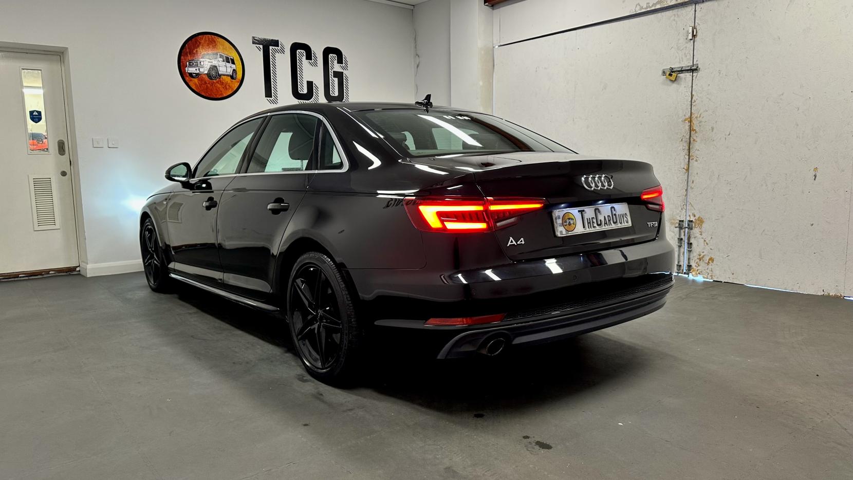 Audi A4 1.4 TFSI S line Saloon 4dr Petrol S Tronic Euro 6 (s/s) (150 ps)
