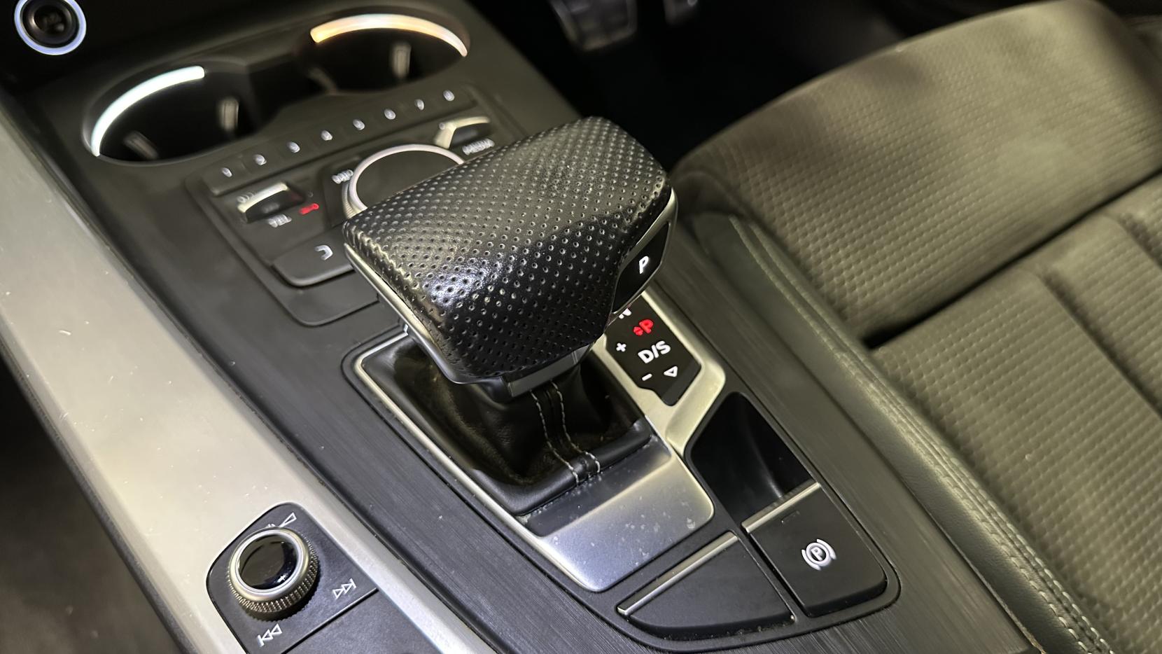 Audi A4 1.4 TFSI S line Saloon 4dr Petrol S Tronic Euro 6 (s/s) (150 ps)