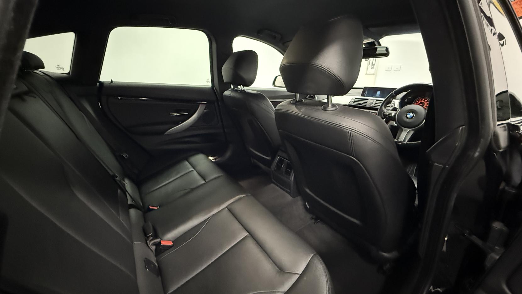 BMW 3 Series Gran Turismo 2.0 320d M Sport GT 5dr Diesel Auto Euro 6 (s/s) (190 ps)