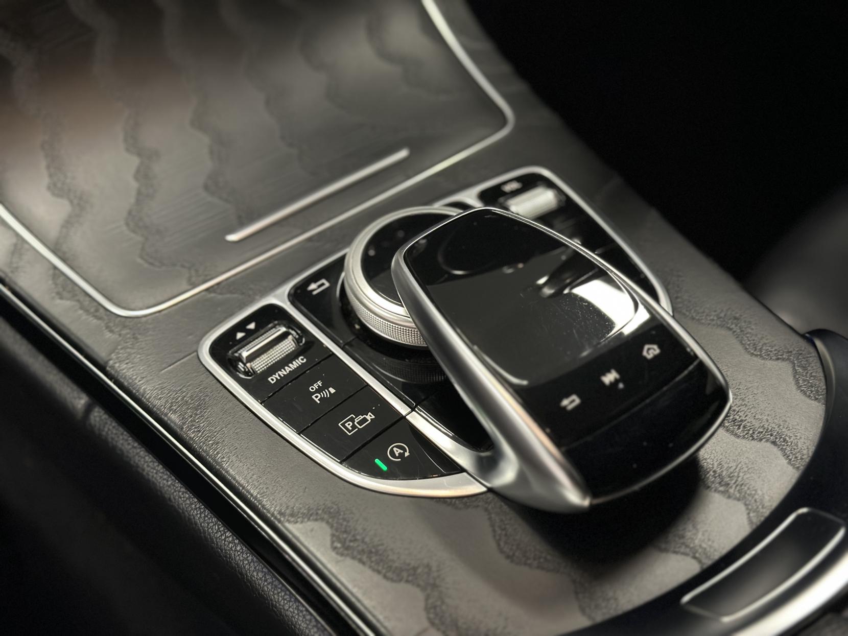 Mercedes-Benz C Class 2.0 C300d AMG Line Edition (Premium) Saloon 4dr Diesel G-Tronic+ Euro 6 (s/s) (245 ps)