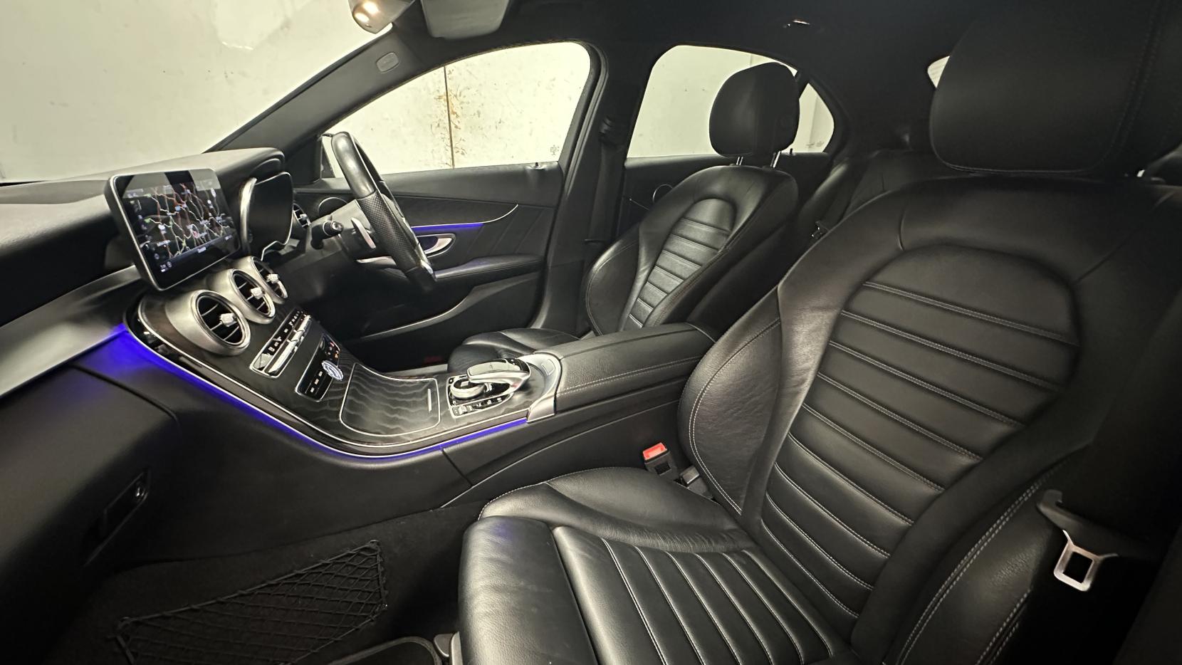 Mercedes-Benz C Class 2.0 C300d AMG Line Edition (Premium) Saloon 4dr Diesel G-Tronic+ Euro 6 (s/s) (245 ps)