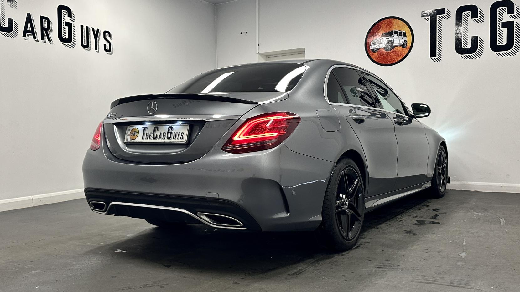 Mercedes-Benz C Class 2.0 C300d AMG Line Edition (Premium) Saloon 4dr Diesel G-Tronic+ Euro 6 (s/s) (245 ps)