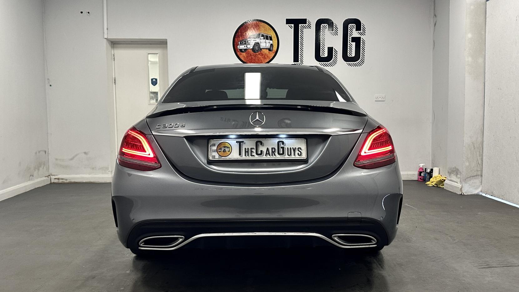 Mercedes-Benz C Class 2.0 C300d AMG Line Edition (Premium) Saloon 4dr Diesel G-Tronic+ Euro 6 (s/s) (245 ps)