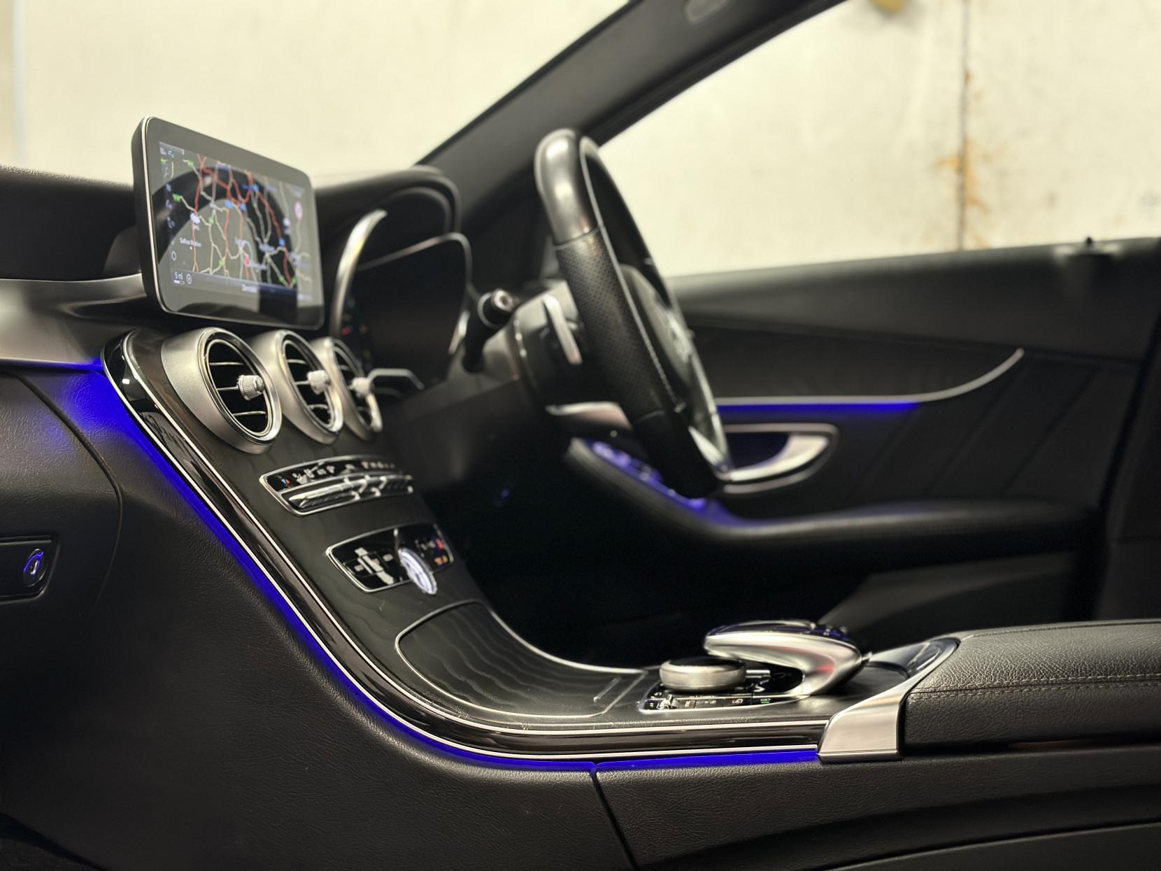 Mercedes-Benz C Class 2.0 C300d AMG Line Edition (Premium) Saloon 4dr Diesel G-Tronic+ Euro 6 (s/s) (245 ps)