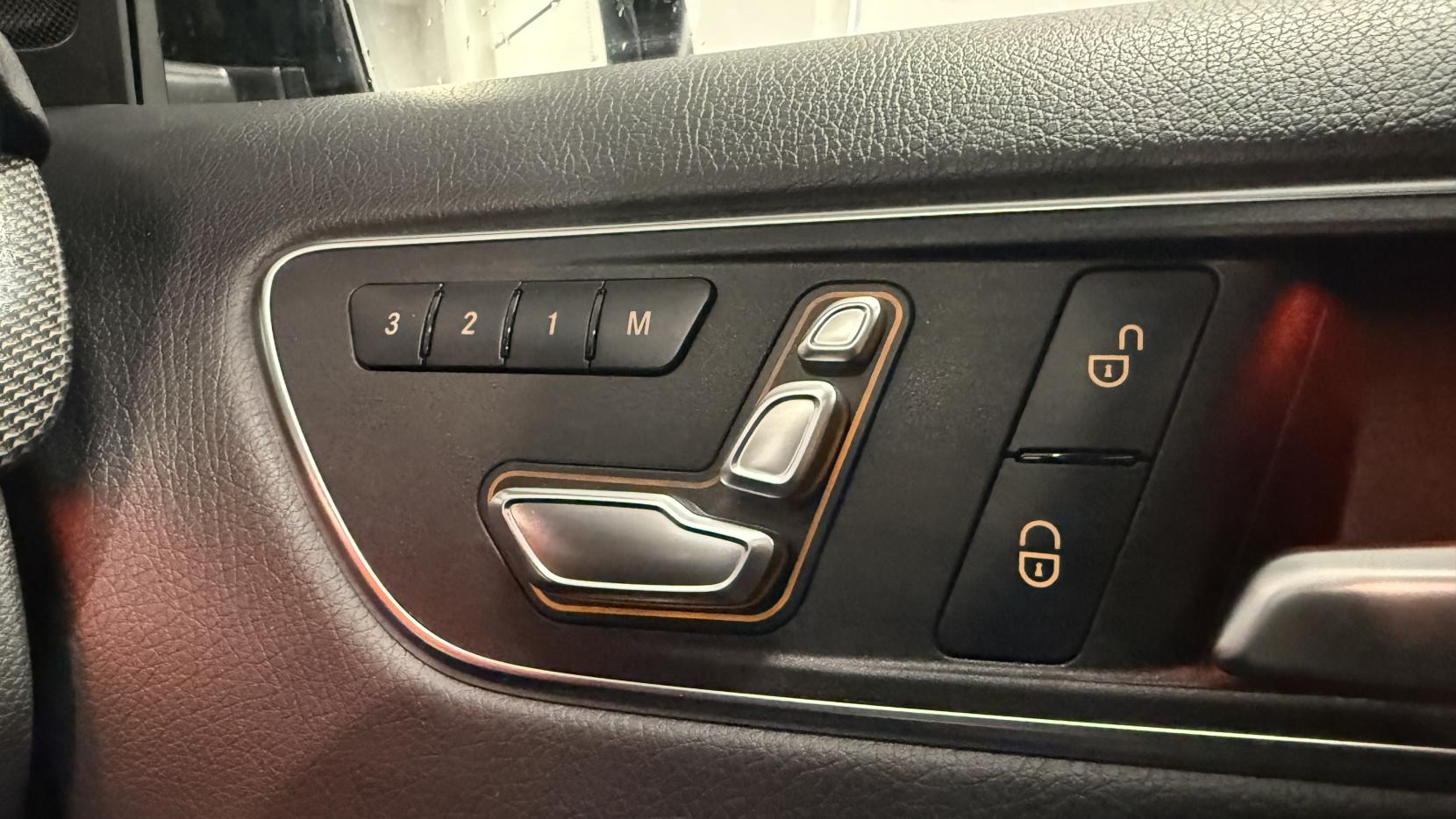 Mercedes-Benz B Class 2.1 B200d AMG Line (Premium Plus) MPV 5dr Diesel 7G-DCT Euro 6 (s/s) (136 ps)