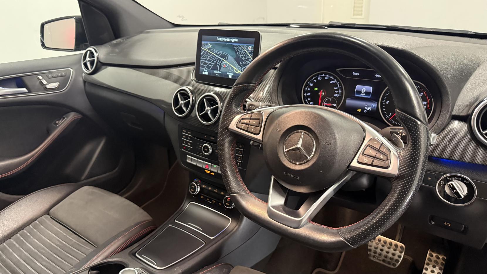 Mercedes-Benz B Class 2.1 B200d AMG Line (Premium Plus) MPV 5dr Diesel 7G-DCT Euro 6 (s/s) (136 ps)