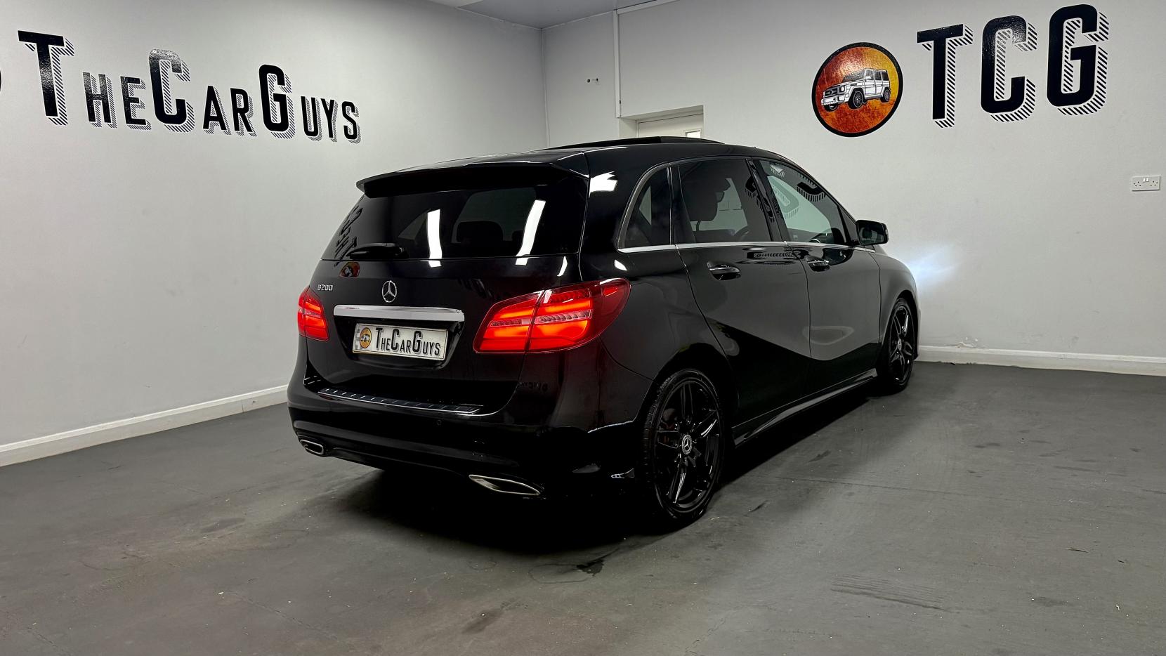 Mercedes-Benz B Class 2.1 B200d AMG Line (Premium Plus) MPV 5dr Diesel 7G-DCT Euro 6 (s/s) (136 ps)