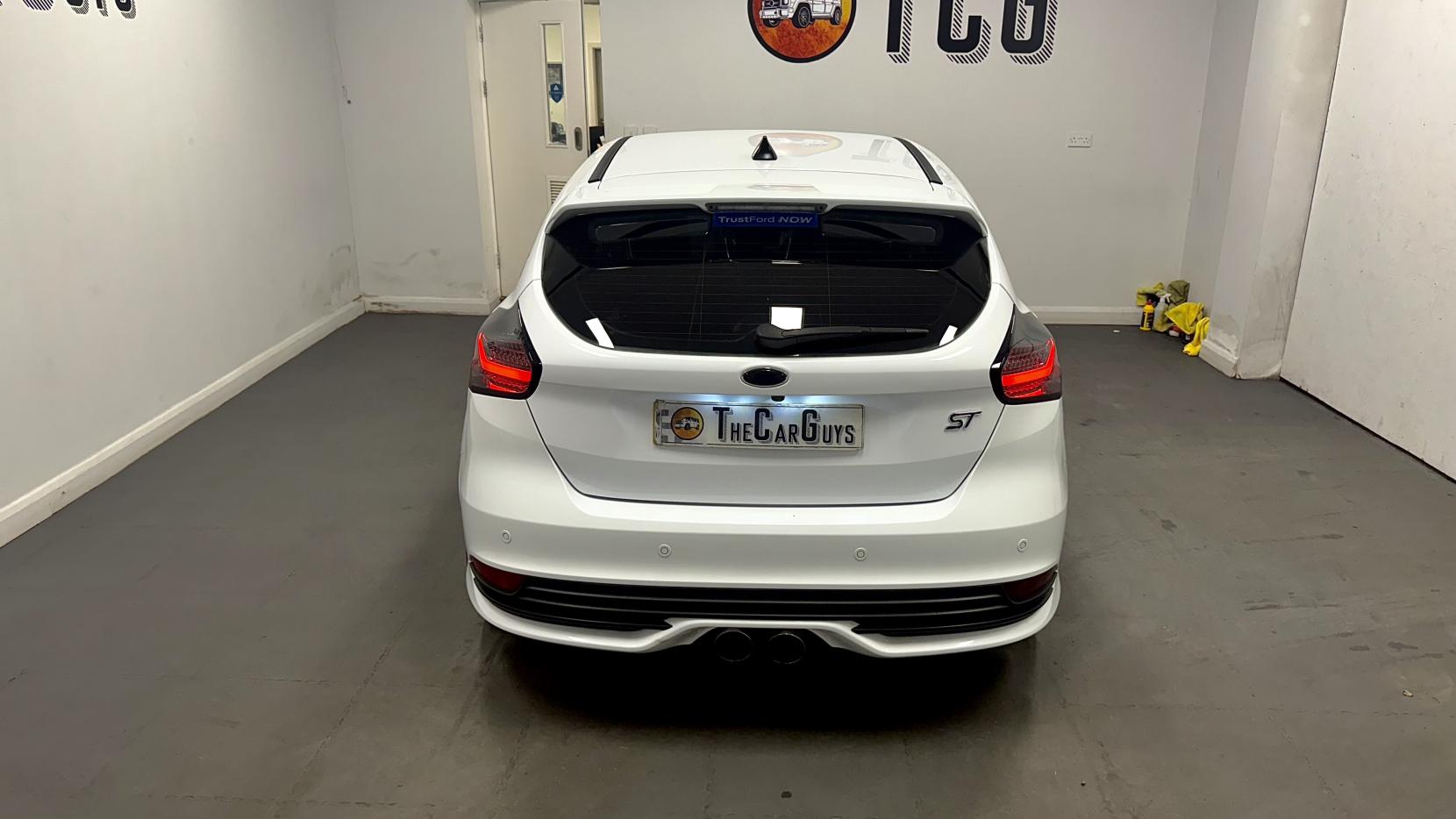 Ford Focus 2.0T EcoBoost ST-3 Hatchback 5dr Petrol Manual Euro 6 (s/s) (250 ps)