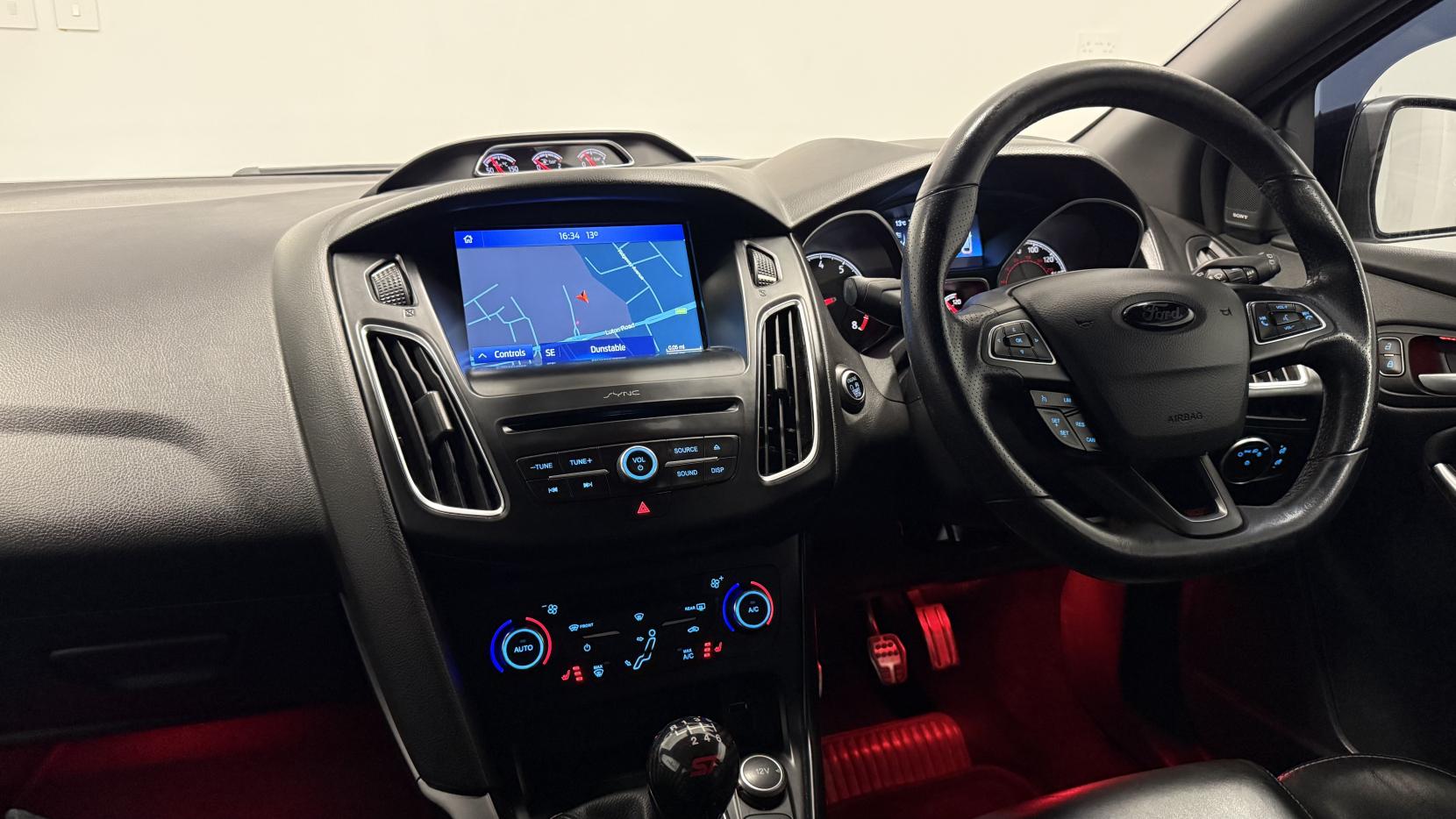 Ford Focus 2.0T EcoBoost ST-3 Hatchback 5dr Petrol Manual Euro 6 (s/s) (250 ps)