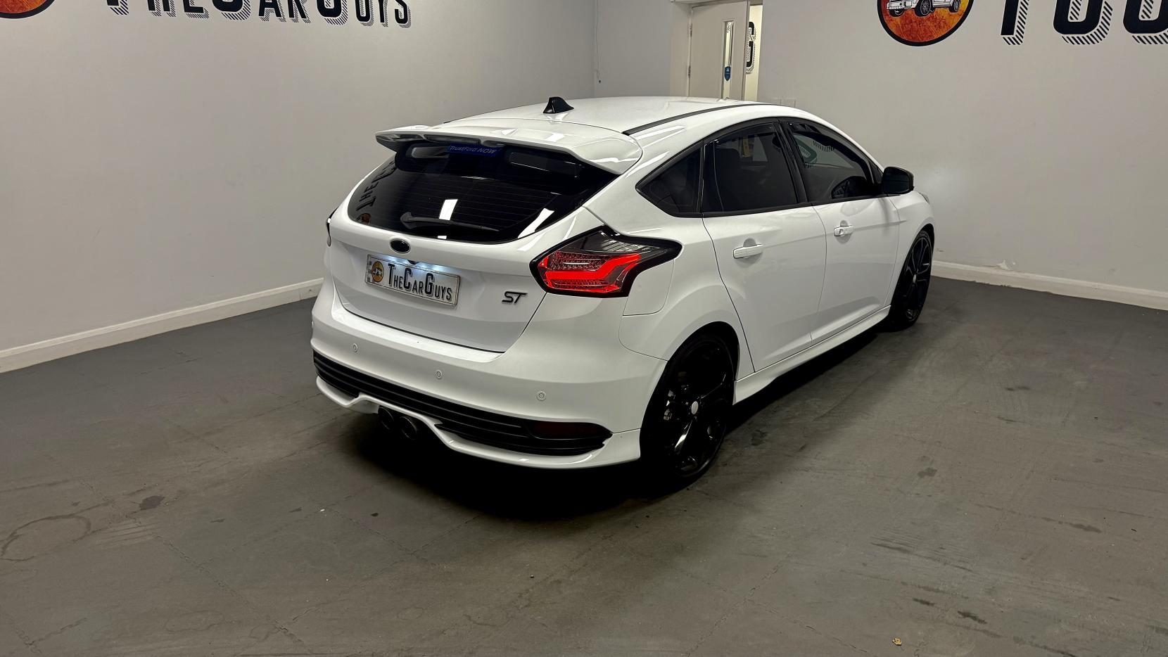 Ford Focus 2.0T EcoBoost ST-3 Hatchback 5dr Petrol Manual Euro 6 (s/s) (250 ps)