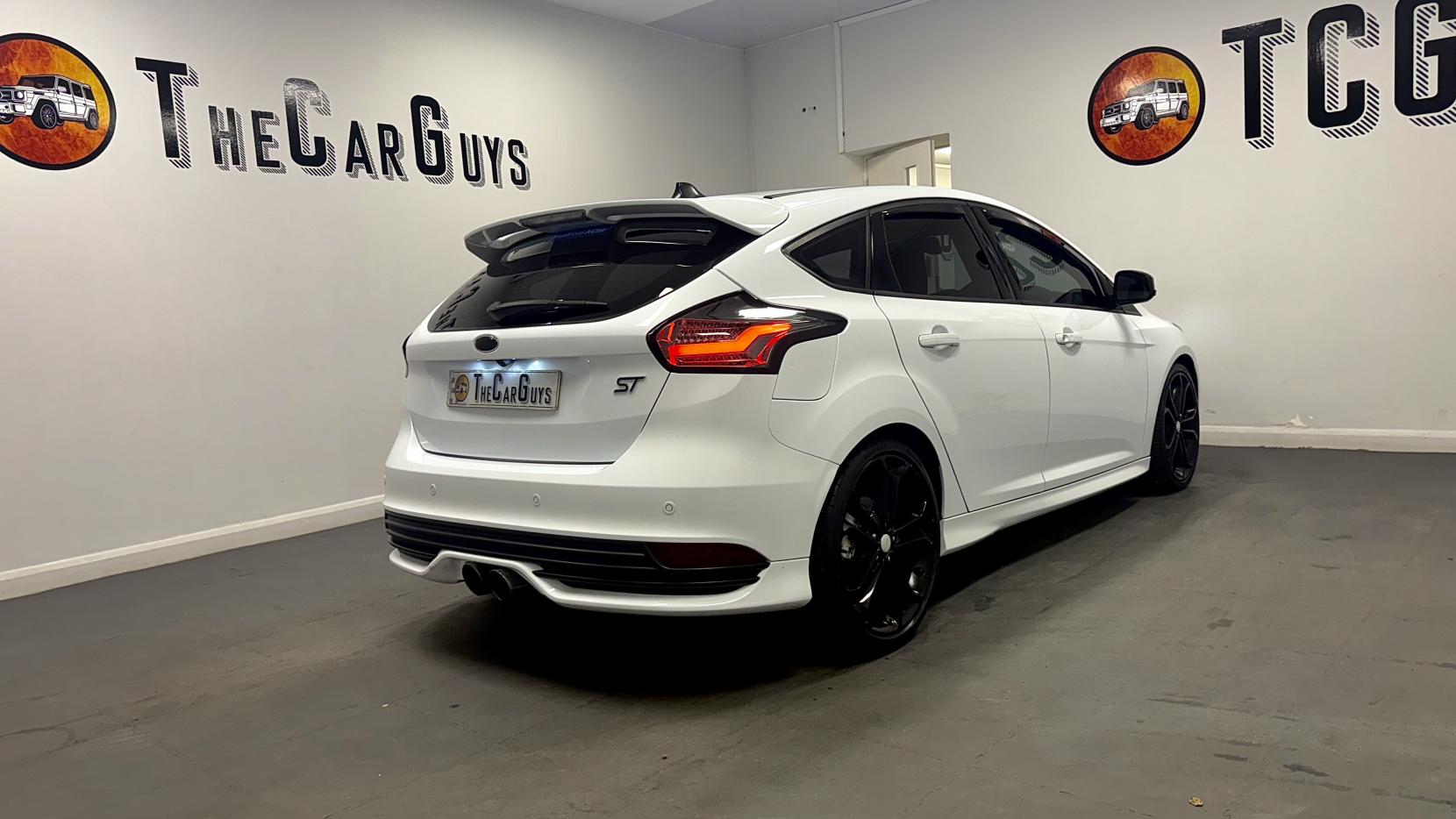 Ford Focus 2.0T EcoBoost ST-3 Hatchback 5dr Petrol Manual Euro 6 (s/s) (250 ps)