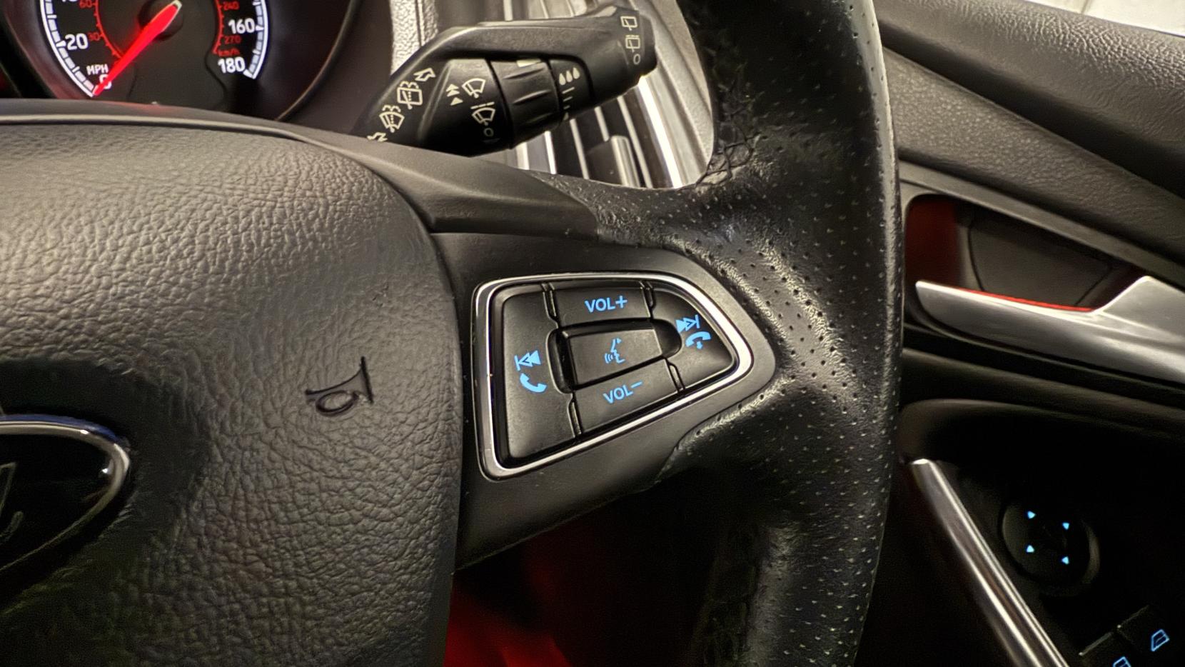 Ford Focus 2.0T EcoBoost ST-3 Hatchback 5dr Petrol Manual Euro 6 (s/s) (250 ps)