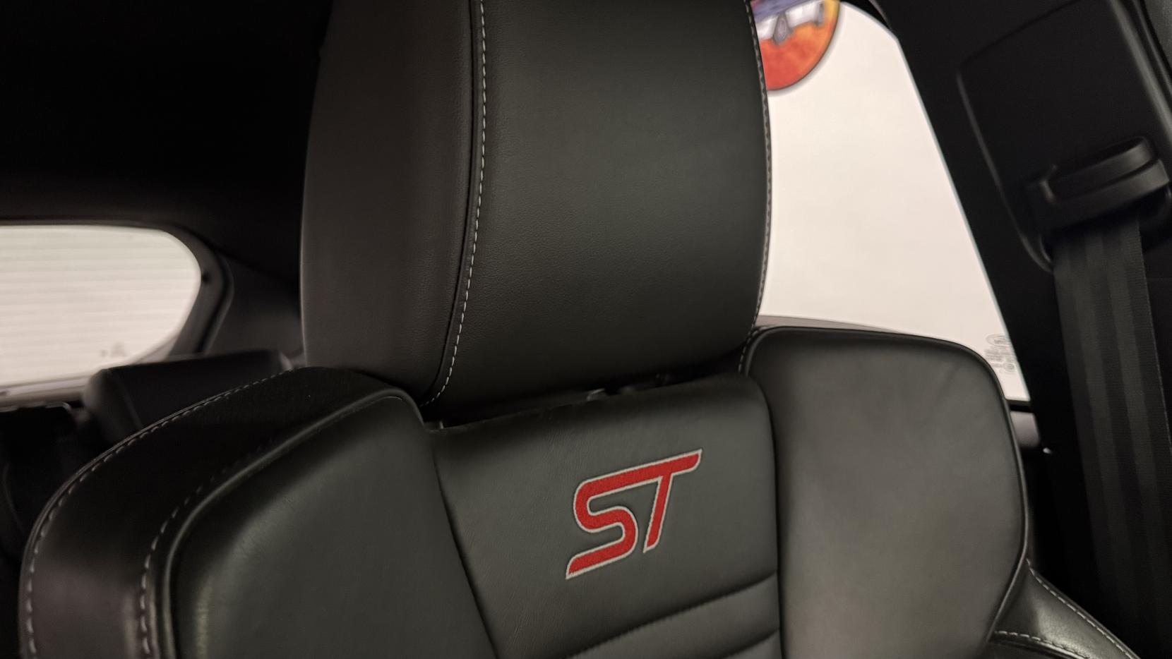 Ford Focus 2.0T EcoBoost ST-3 Hatchback 5dr Petrol Manual Euro 6 (s/s) (250 ps)