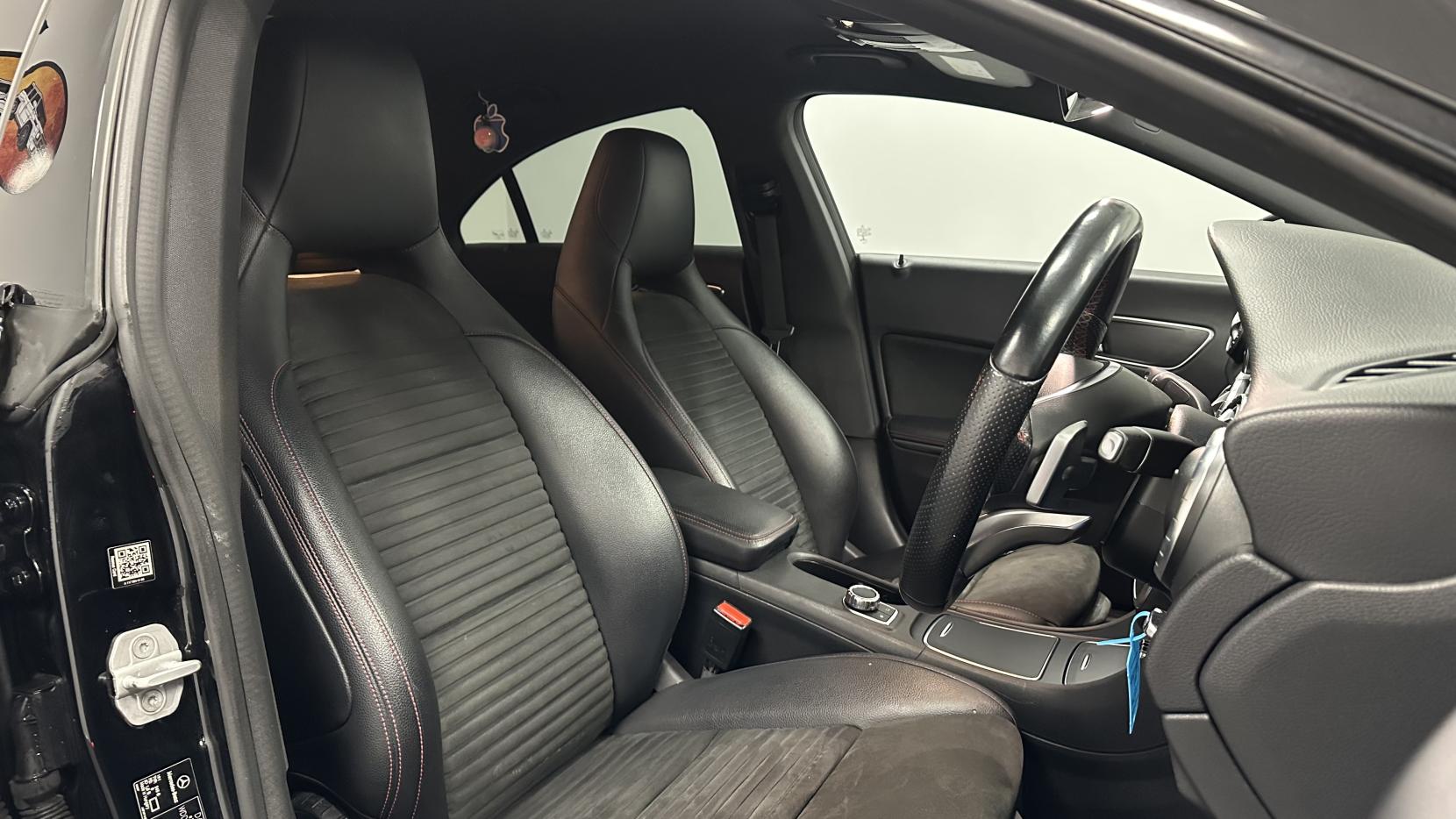 Mercedes-Benz CLA 1.6 CLA180 AMG Line Coupe 4dr Petrol 7G-DCT Euro 6 (s/s) (122 ps)