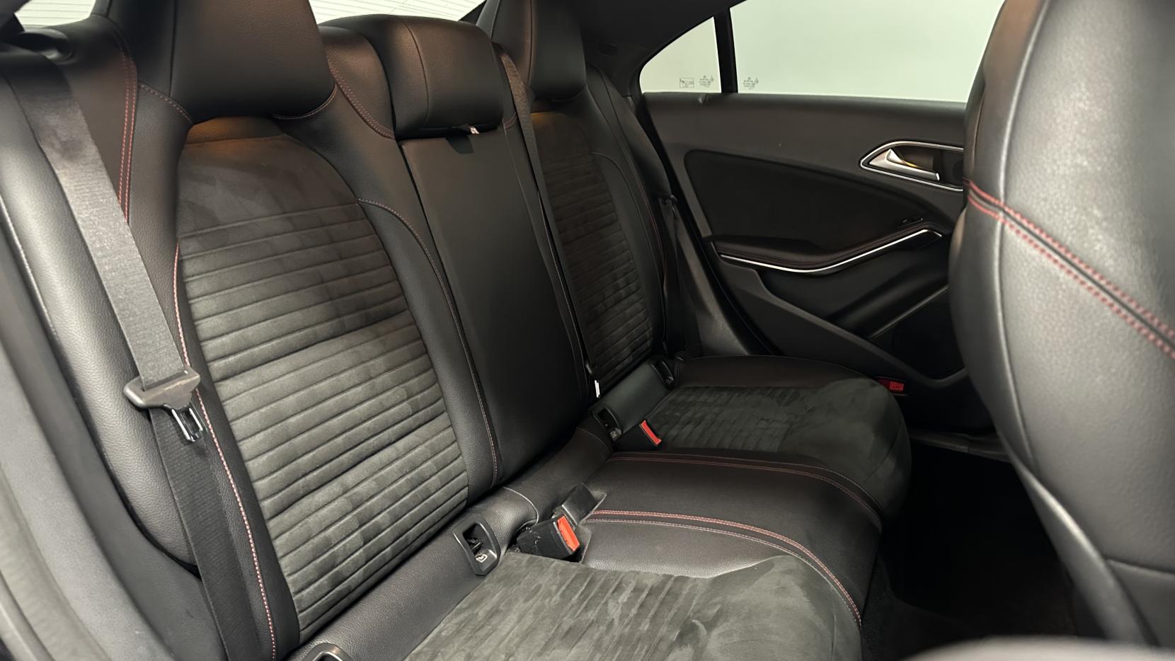 Mercedes-Benz CLA 1.6 CLA180 AMG Line Coupe 4dr Petrol 7G-DCT Euro 6 (s/s) (122 ps)