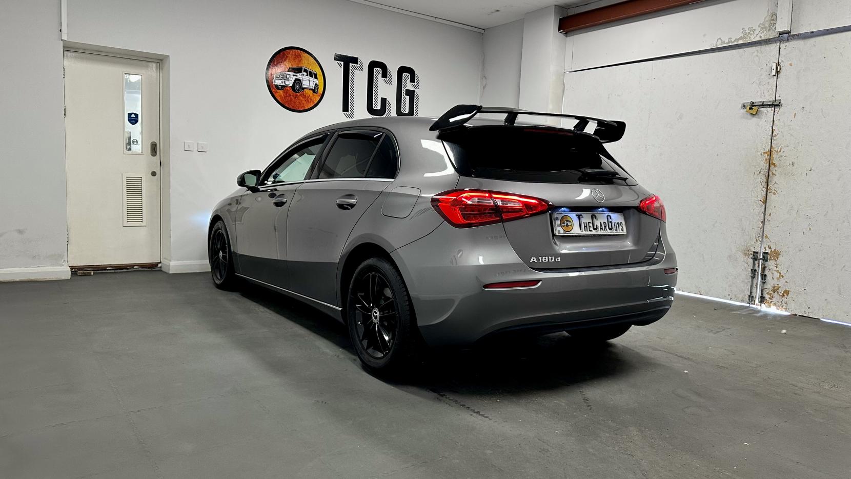 Mercedes-Benz A Class 1.5 A180d SE Hatchback 5dr Diesel 7G-DCT Euro 6 (s/s) (116 ps)