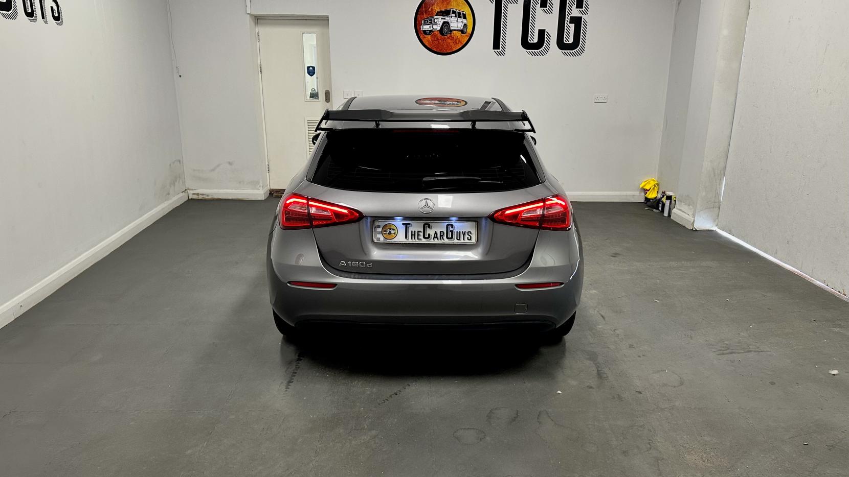 Mercedes-Benz A Class 1.5 A180d SE Hatchback 5dr Diesel 7G-DCT Euro 6 (s/s) (116 ps)