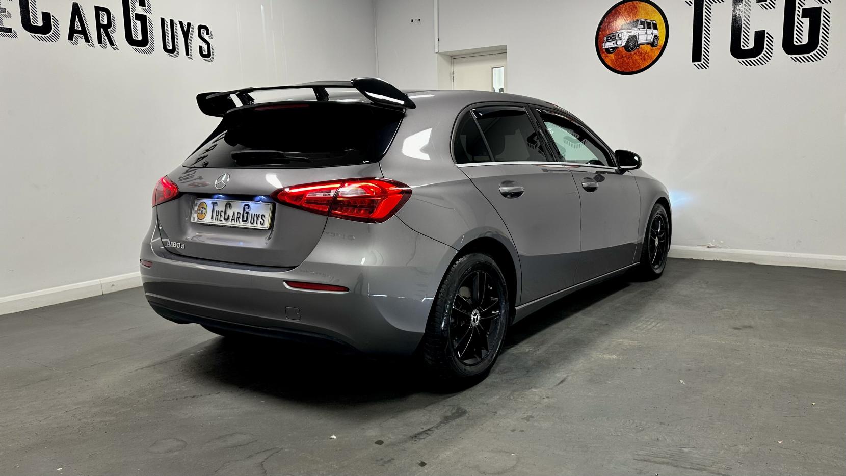Mercedes-Benz A Class 1.5 A180d SE Hatchback 5dr Diesel 7G-DCT Euro 6 (s/s) (116 ps)