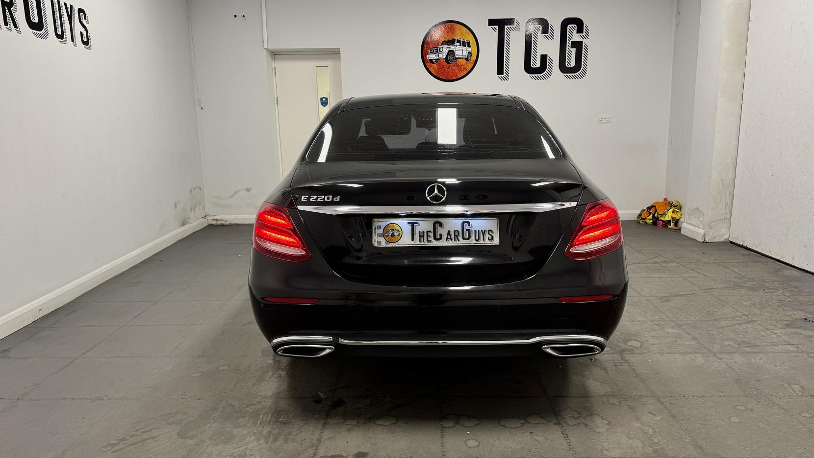 Mercedes-Benz E Class 2.0 E220d SE Saloon 4dr Diesel G-Tronic+ Euro 6 (s/s) (194 ps)