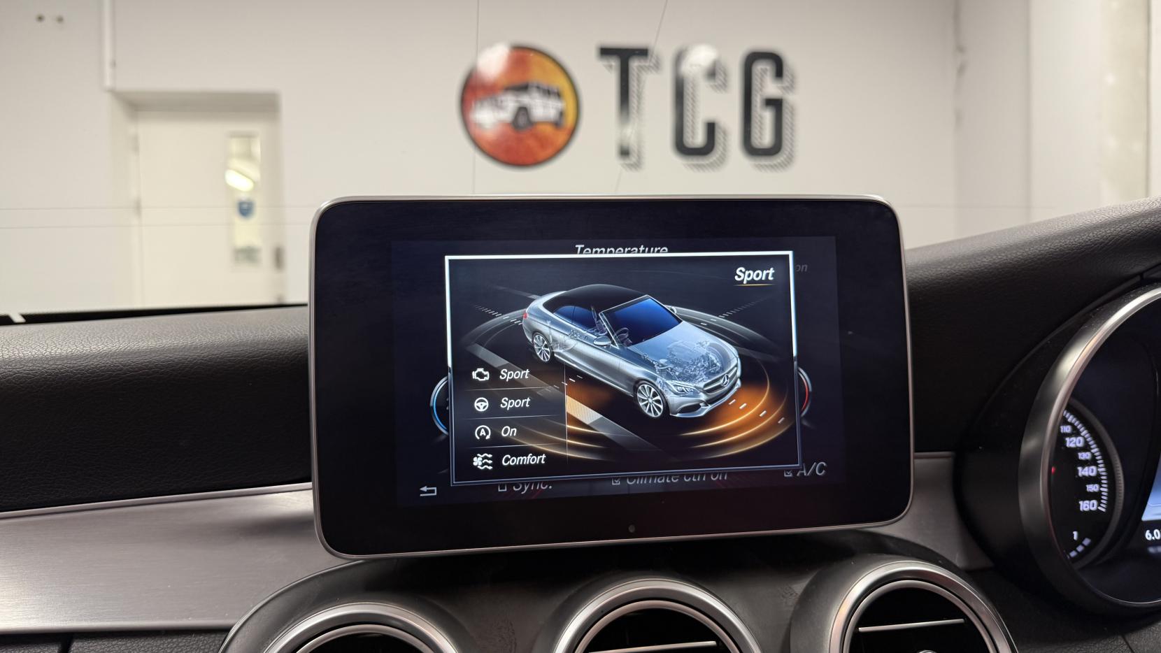 Mercedes-Benz C Class 2.1 C220d AMG Line (Premium Plus) Cabriolet 2dr Diesel G-Tronic+ Euro 6 (s/s) (170 ps)