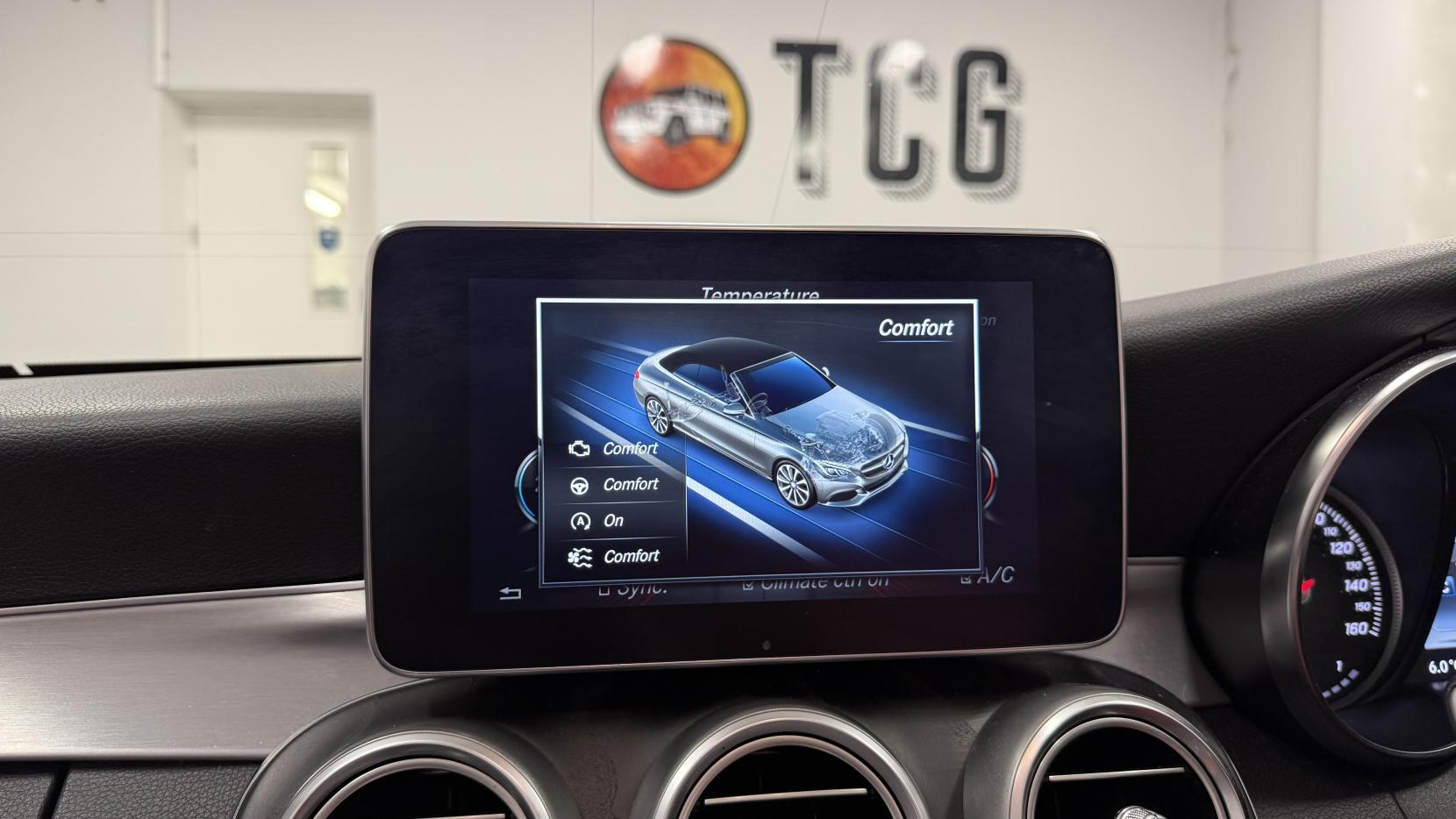 Mercedes-Benz C Class 2.1 C220d AMG Line (Premium Plus) Cabriolet 2dr Diesel G-Tronic+ Euro 6 (s/s) (170 ps)
