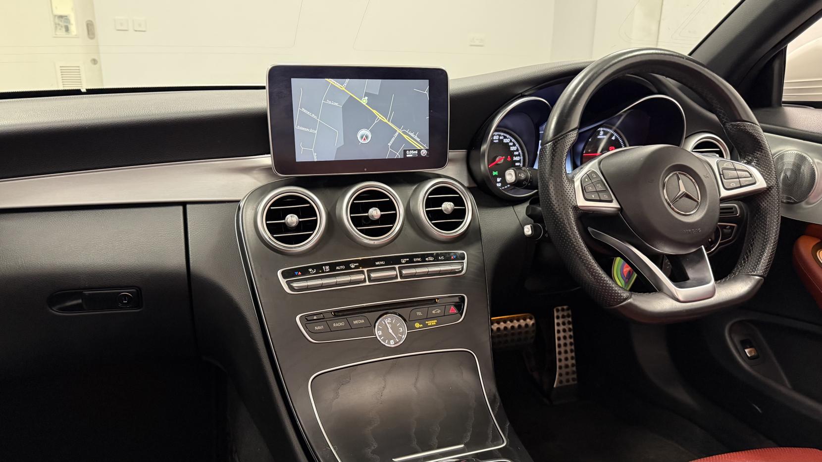 Mercedes-Benz C Class 2.1 C220d AMG Line (Premium Plus) Cabriolet 2dr Diesel G-Tronic+ Euro 6 (s/s) (170 ps)