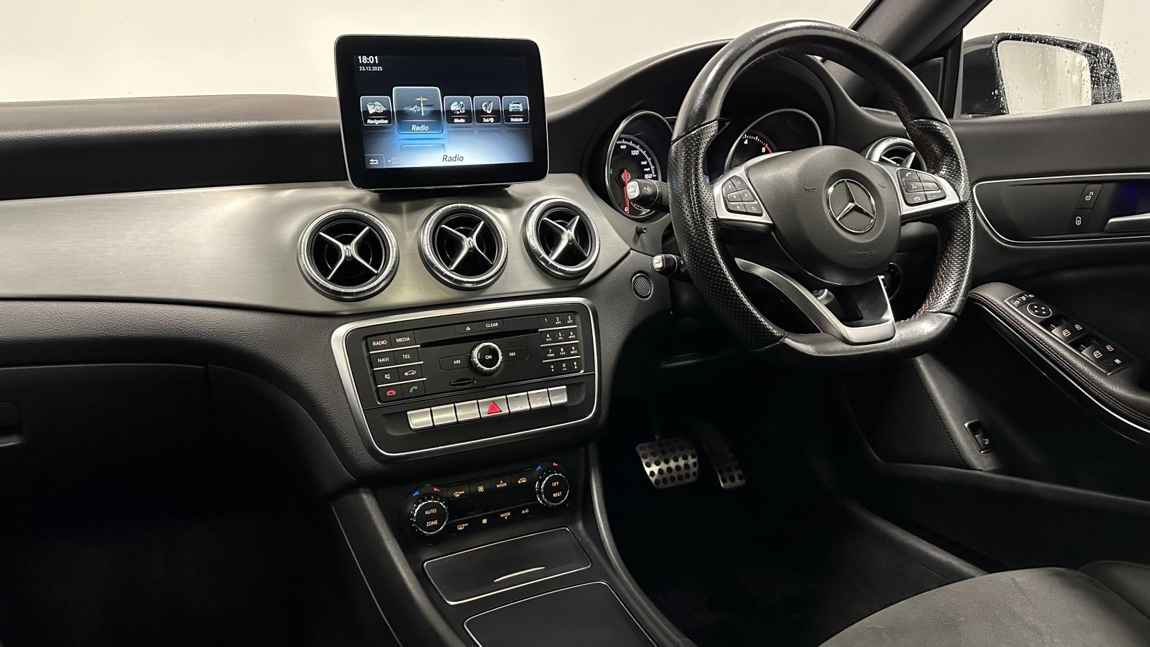 Mercedes-Benz CLA 2.1 CLA220d AMG Line Coupe 4dr Diesel 7G-DCT Euro 6 (s/s) (177 ps)