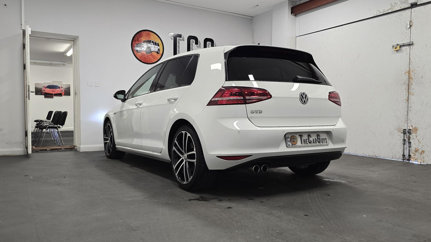 Volkswagen Golf 2.0 TDI BlueMotion Tech GTD Hatchback 5dr Diesel Manual Euro 6 (s/s) (184 ps)