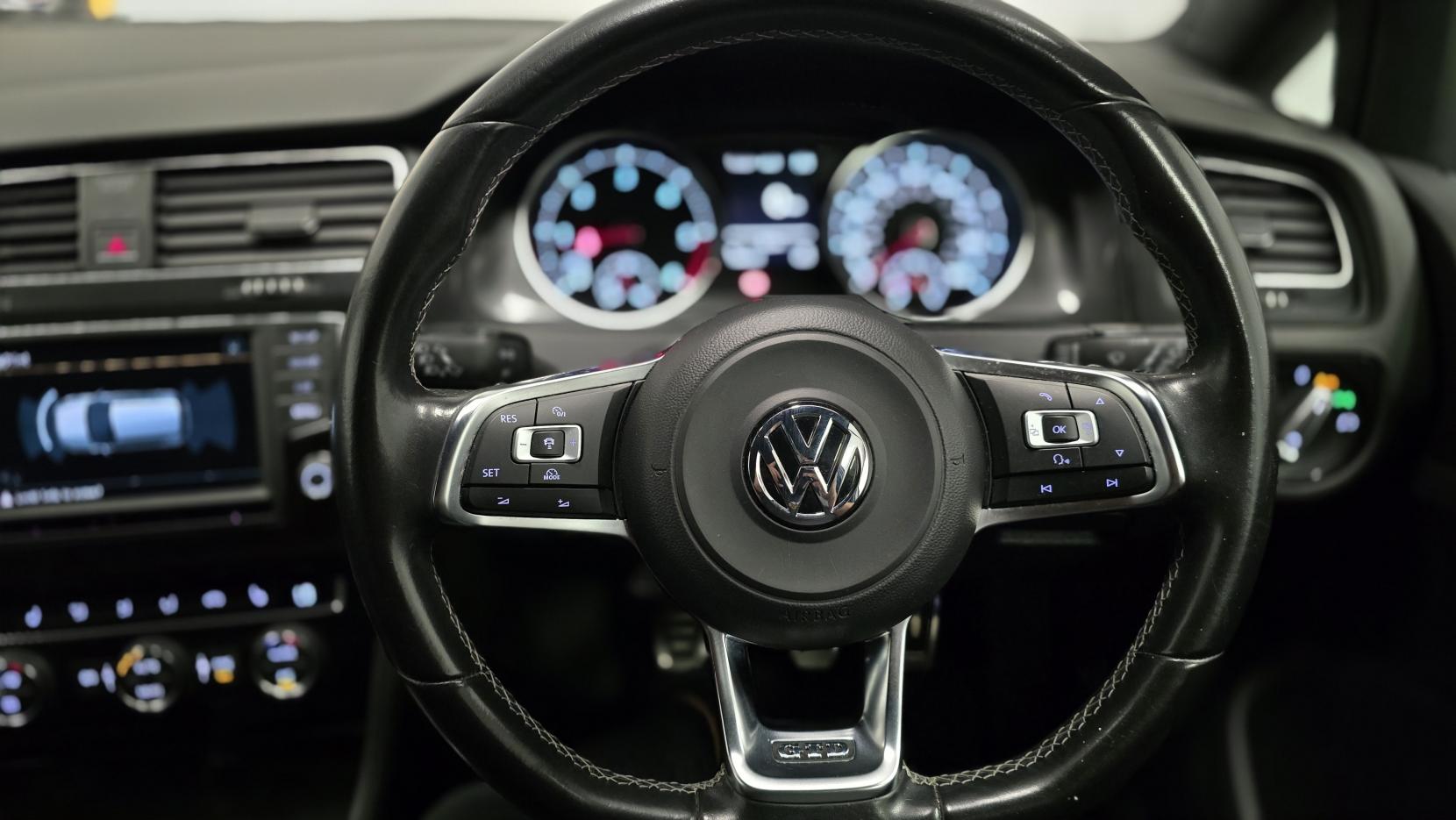 Volkswagen Golf 2.0 TDI BlueMotion Tech GTD Hatchback 5dr Diesel Manual Euro 6 (s/s) (184 ps)