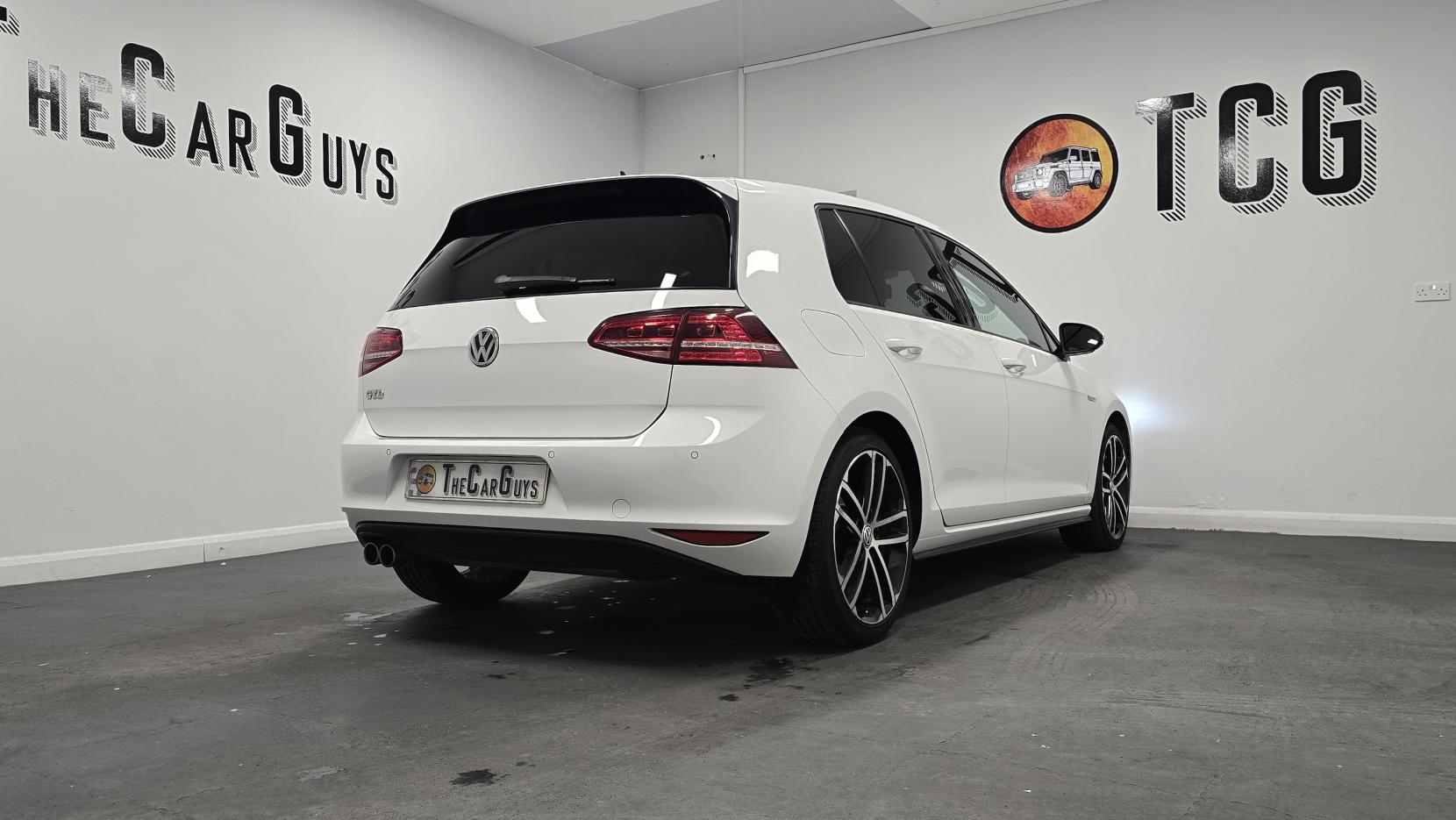 Volkswagen Golf 2.0 TDI BlueMotion Tech GTD Hatchback 5dr Diesel Manual Euro 6 (s/s) (184 ps)