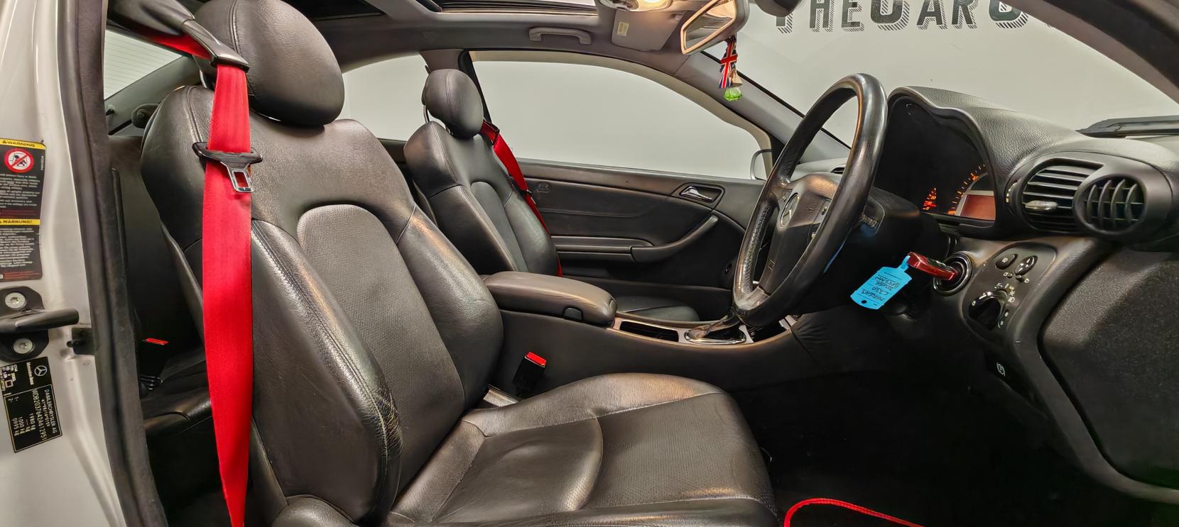Mercedes-Benz C Class 3.2 C320 Limited Edition Coupe 2dr Petrol Automatic (254 g/km, 218 bhp)