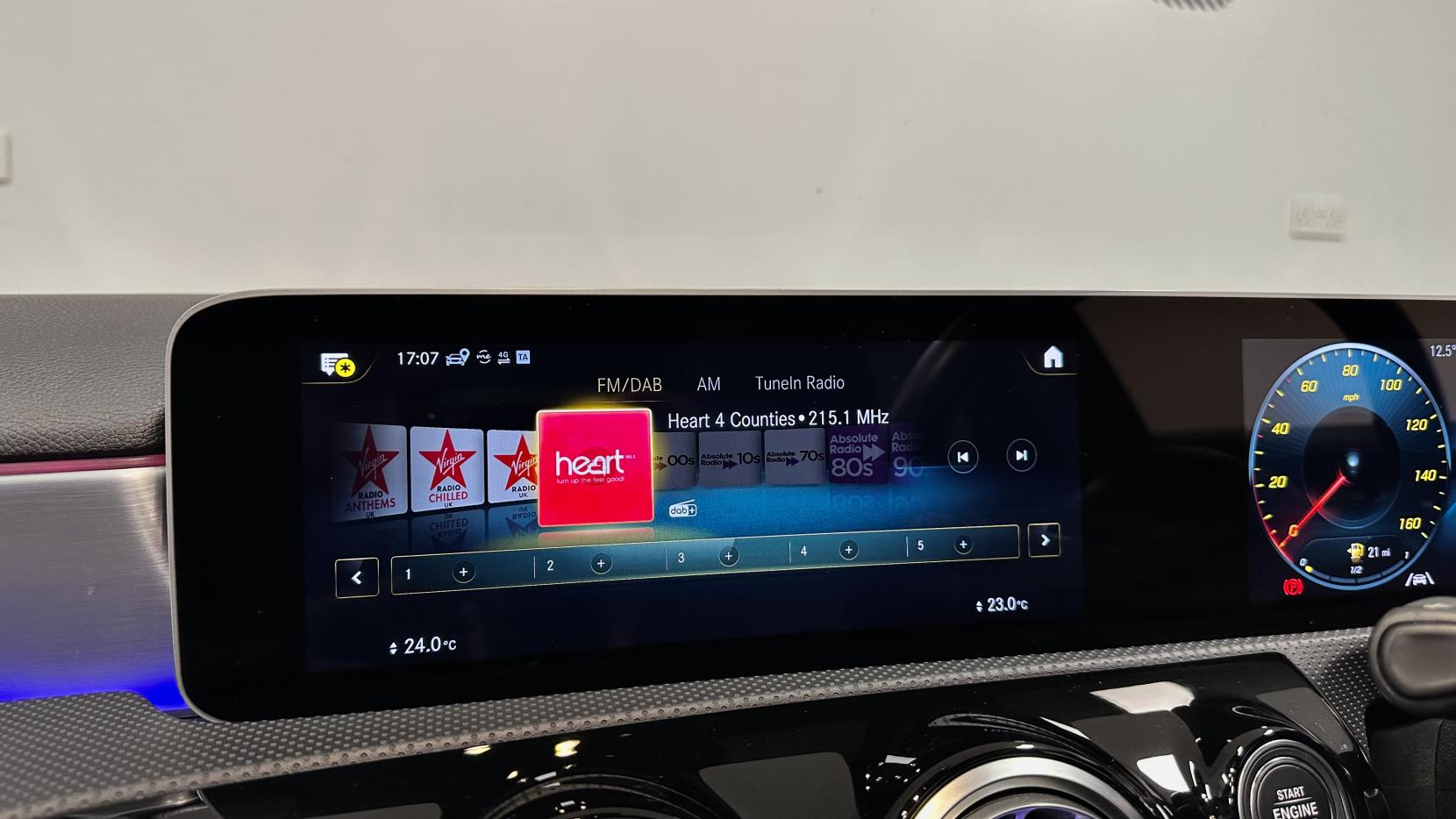 Mercedes-Benz A Class 2.0 A250 AMG Line (Premium Plus) Hatchback 5dr Petrol 7G-DCT Euro 6 (s/s) (224 ps)