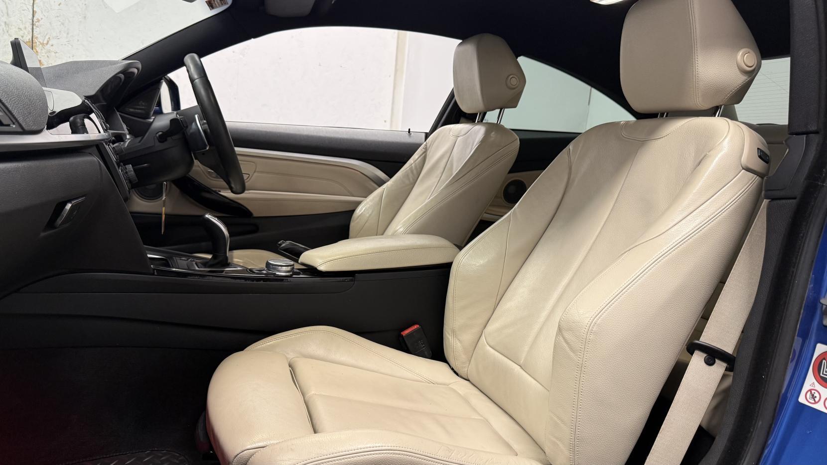 BMW 4 Series 2.0 420i M Sport Coupe 2dr Petrol Auto Euro 6 (s/s) (184 ps)