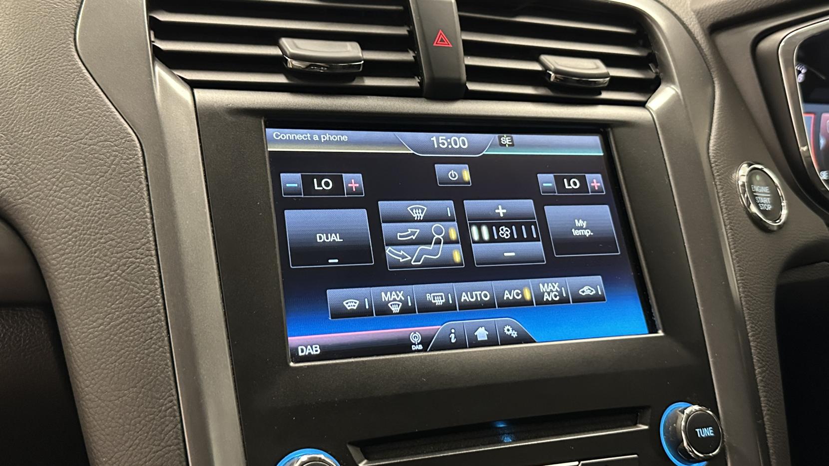 Ford Mondeo 2.0 TDCi Titanium Hatchback 5dr Diesel Manual Euro 6 (s/s) (150 ps)