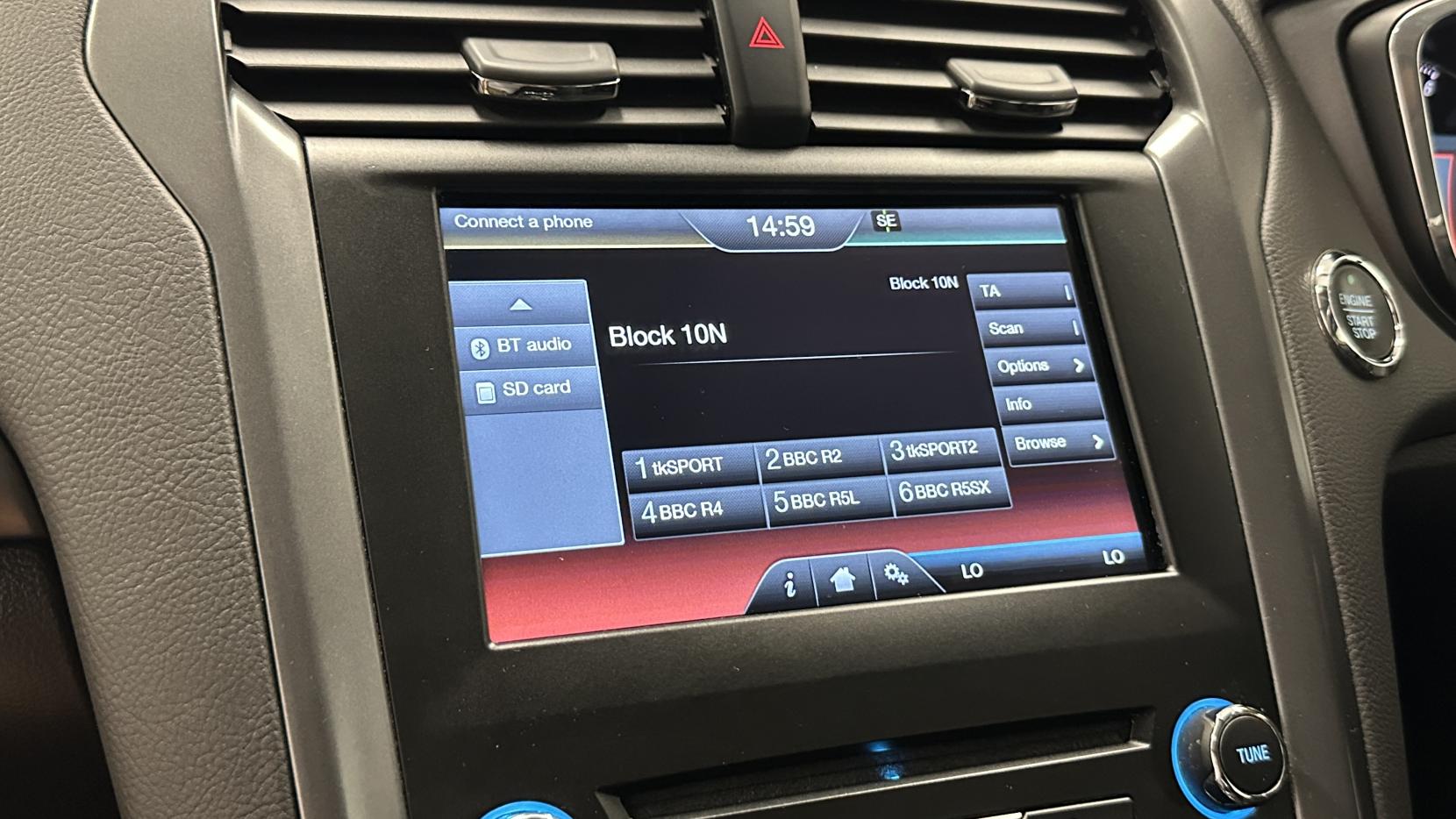 Ford Mondeo 2.0 TDCi Titanium Hatchback 5dr Diesel Manual Euro 6 (s/s) (150 ps)