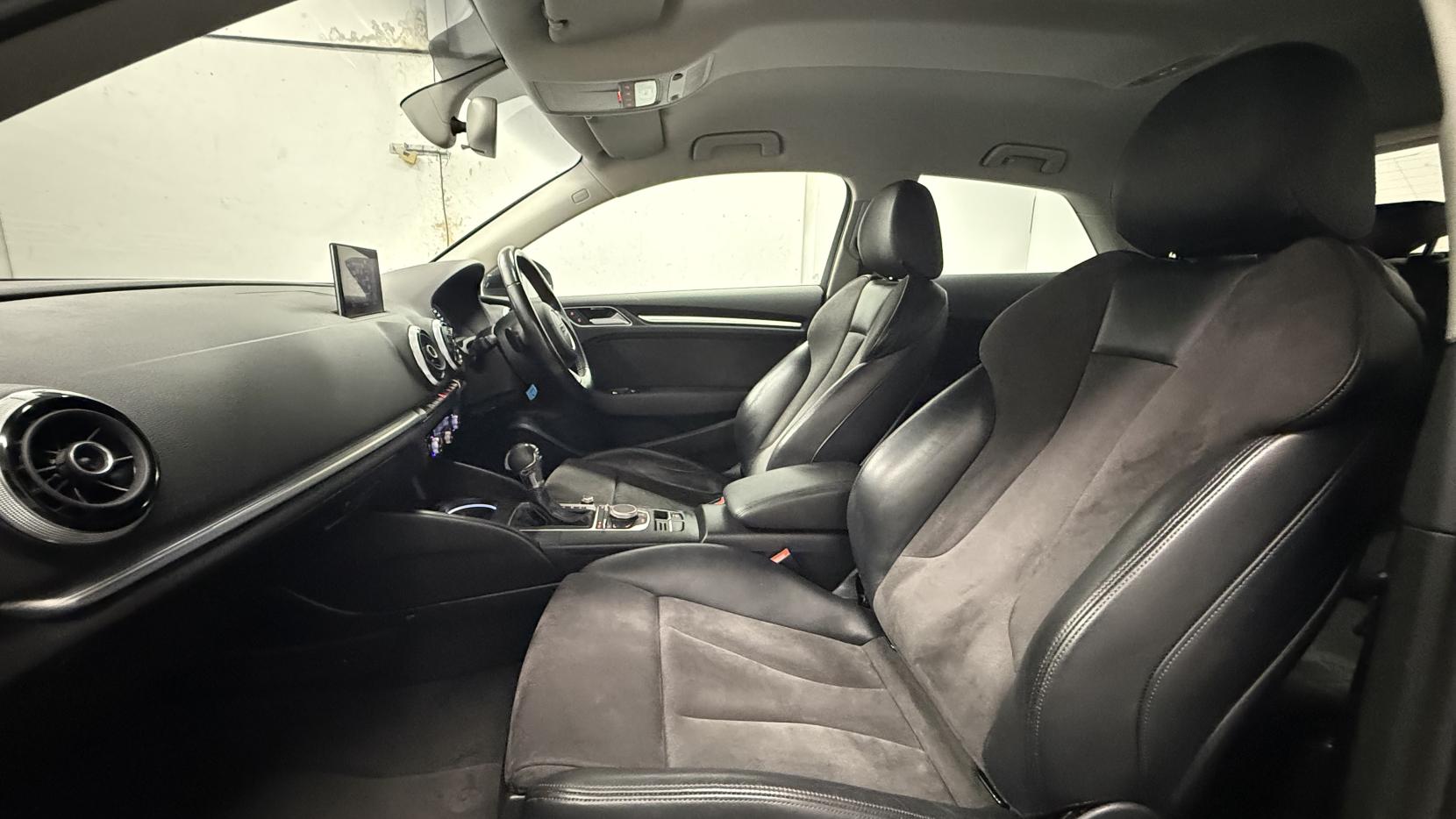 Audi A3 1.6 TDI Sport Hatchback 3dr Diesel S Tronic Euro 6 (s/s) (110 ps)