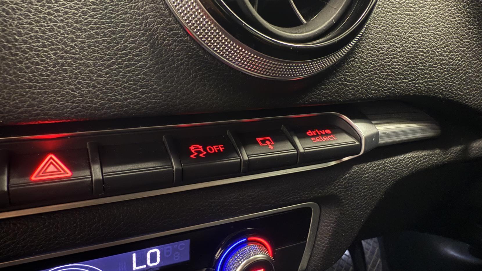 Audi A3 1.6 TDI Sport Hatchback 3dr Diesel S Tronic Euro 6 (s/s) (110 ps)