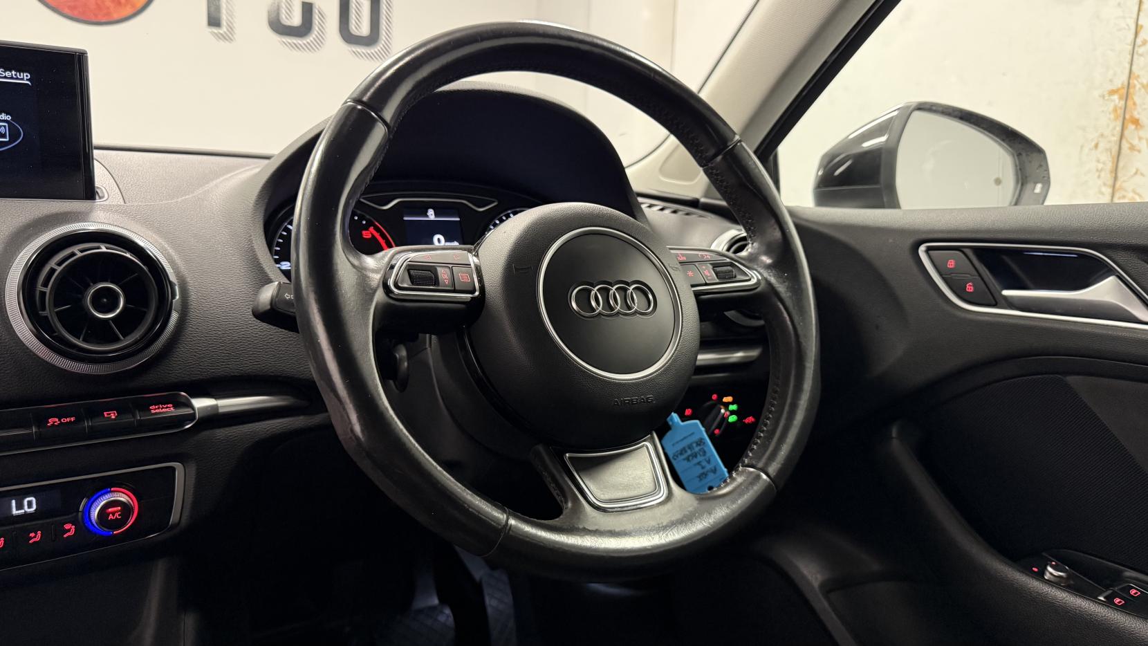 Audi A3 1.6 TDI Sport Hatchback 3dr Diesel S Tronic Euro 6 (s/s) (110 ps)