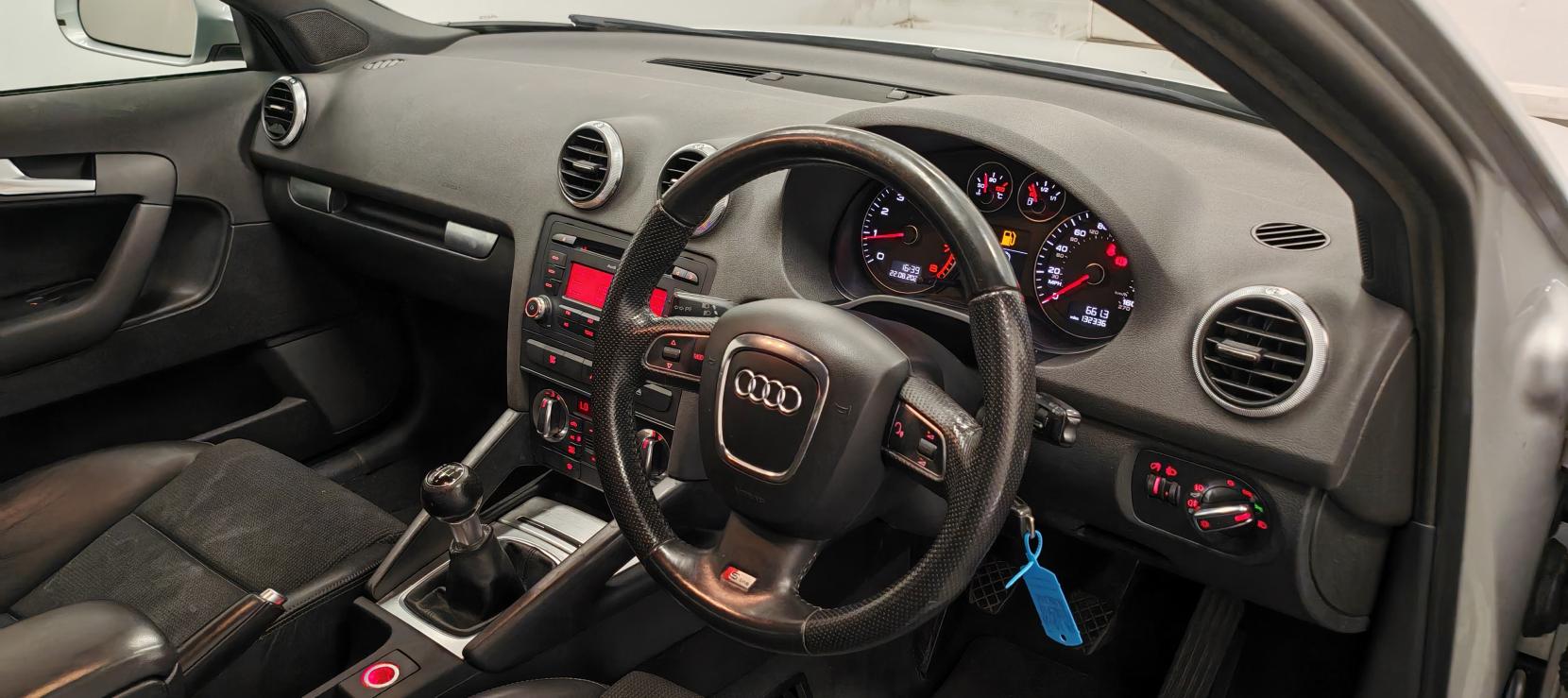 Audi A3 1.6 S line Sportback 5dr Petrol Manual Euro 4 (102 ps)
