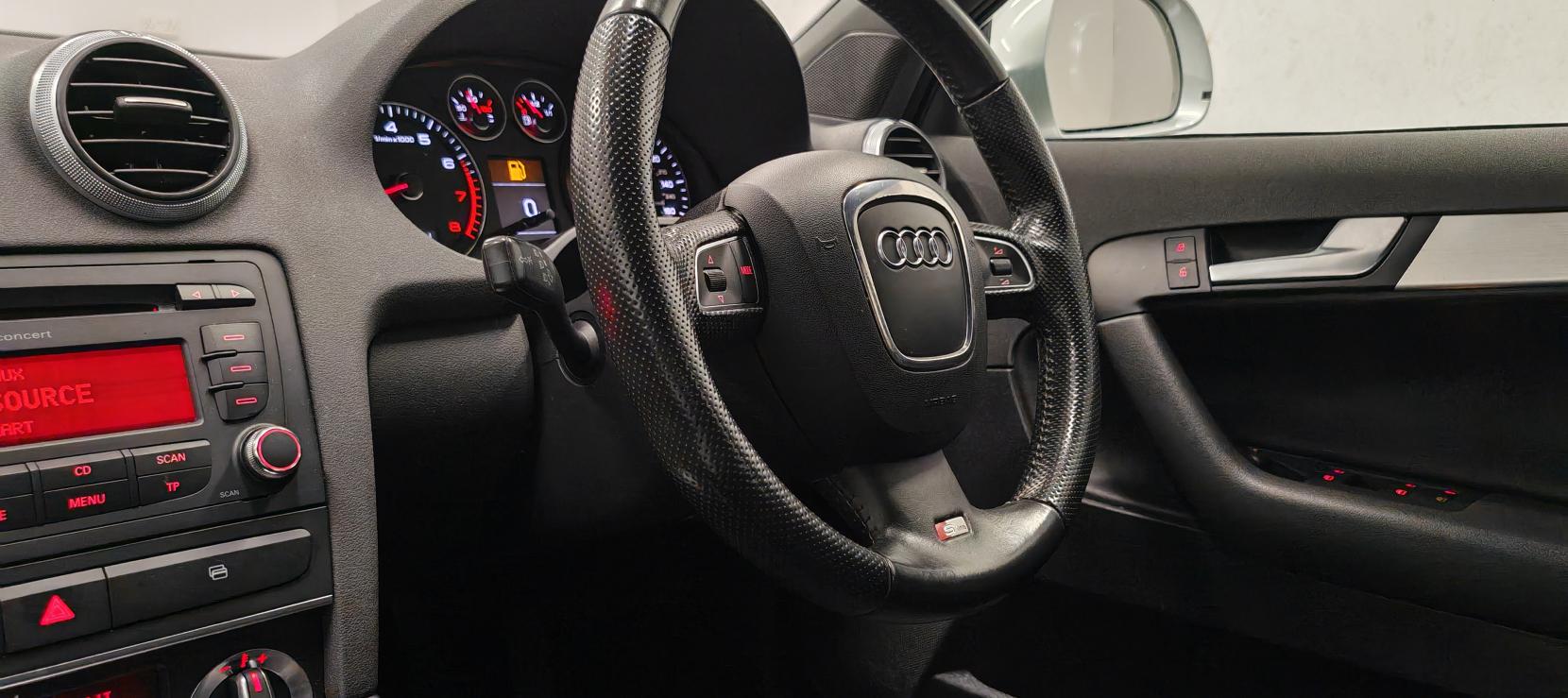 Audi A3 1.6 S line Sportback 5dr Petrol Manual Euro 4 (102 ps)