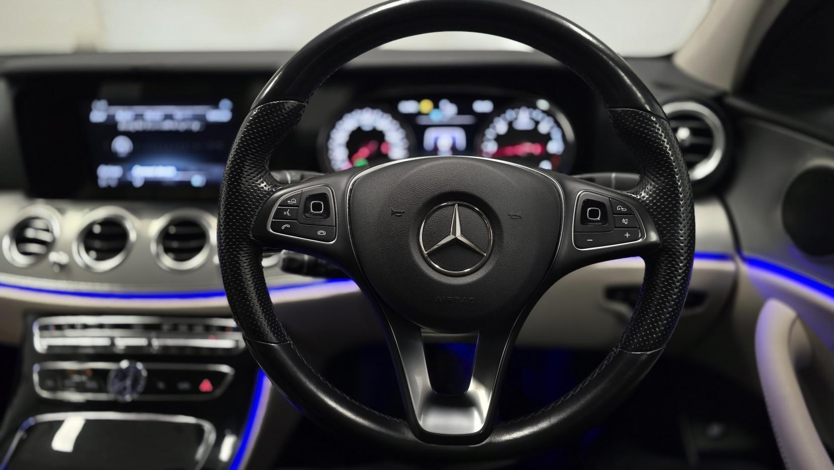 Mercedes-Benz E Class 2.0 E200d SE Saloon 4dr Diesel G-Tronic+ Euro 6 (s/s) (150 ps)